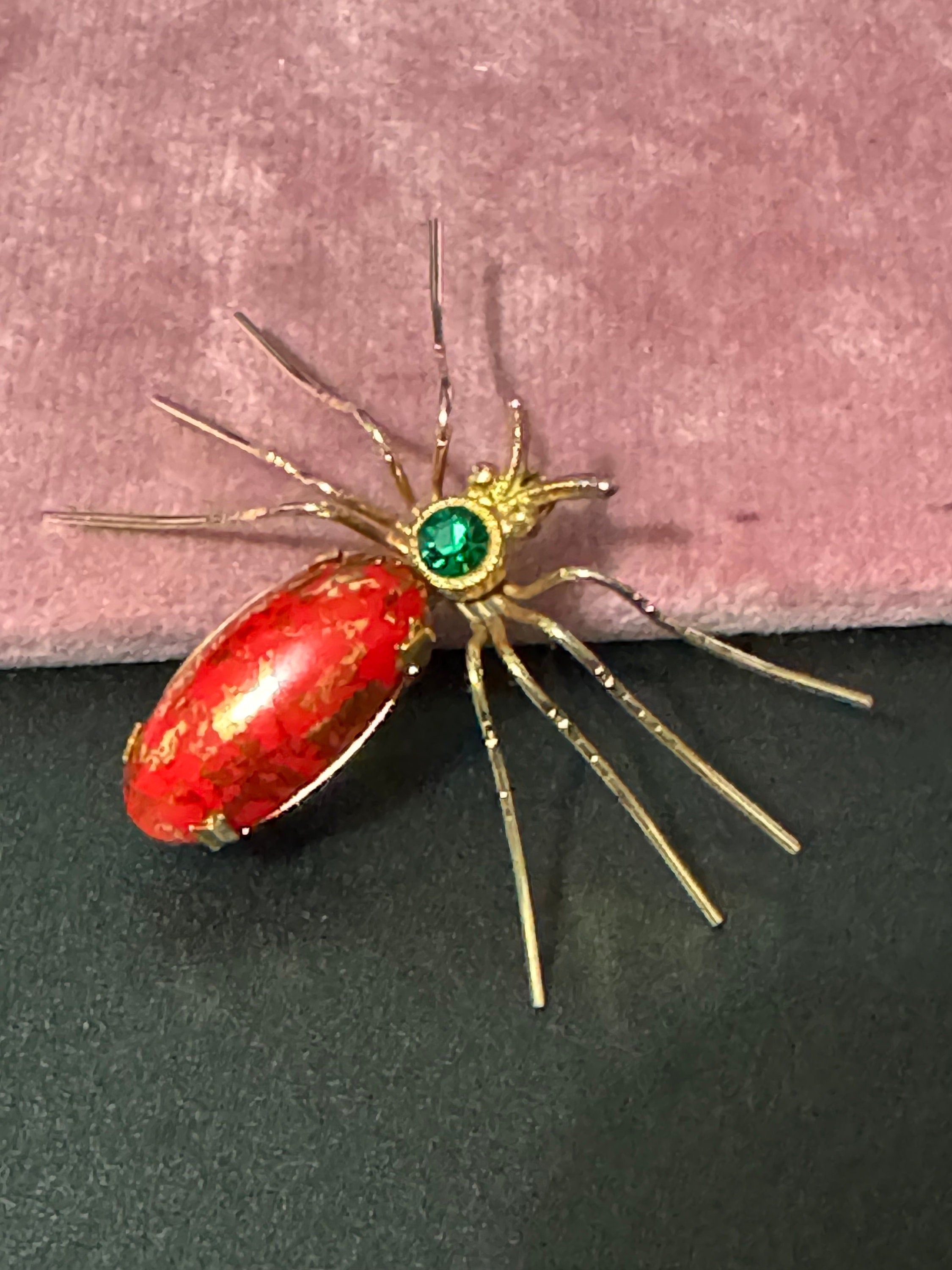 Vintage Bug spider Brooch gold Tone with large oval red gilt cabochon insect