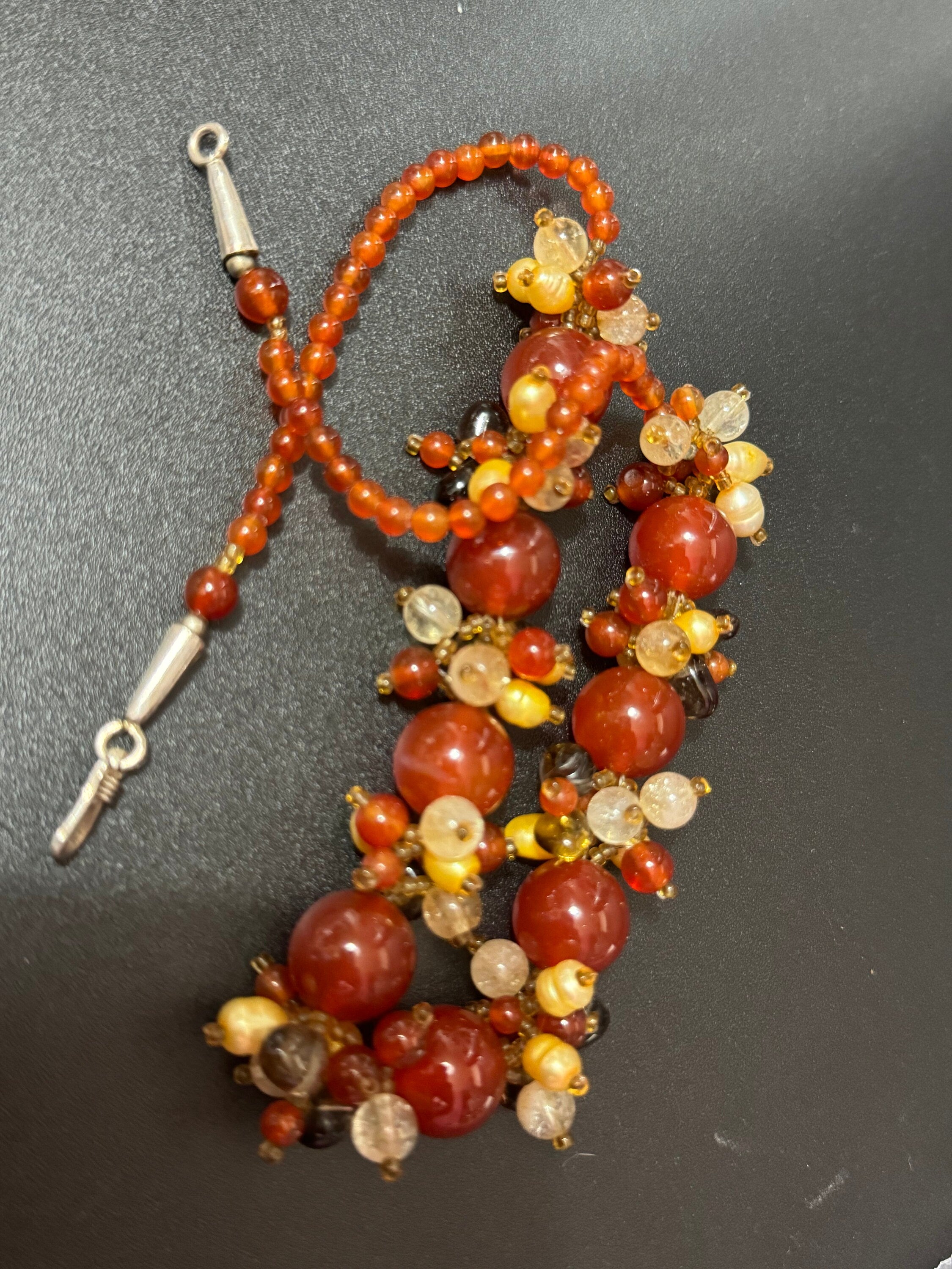 Genuine pearl and carnelian beaded cluster necklace with White metal silver clasp