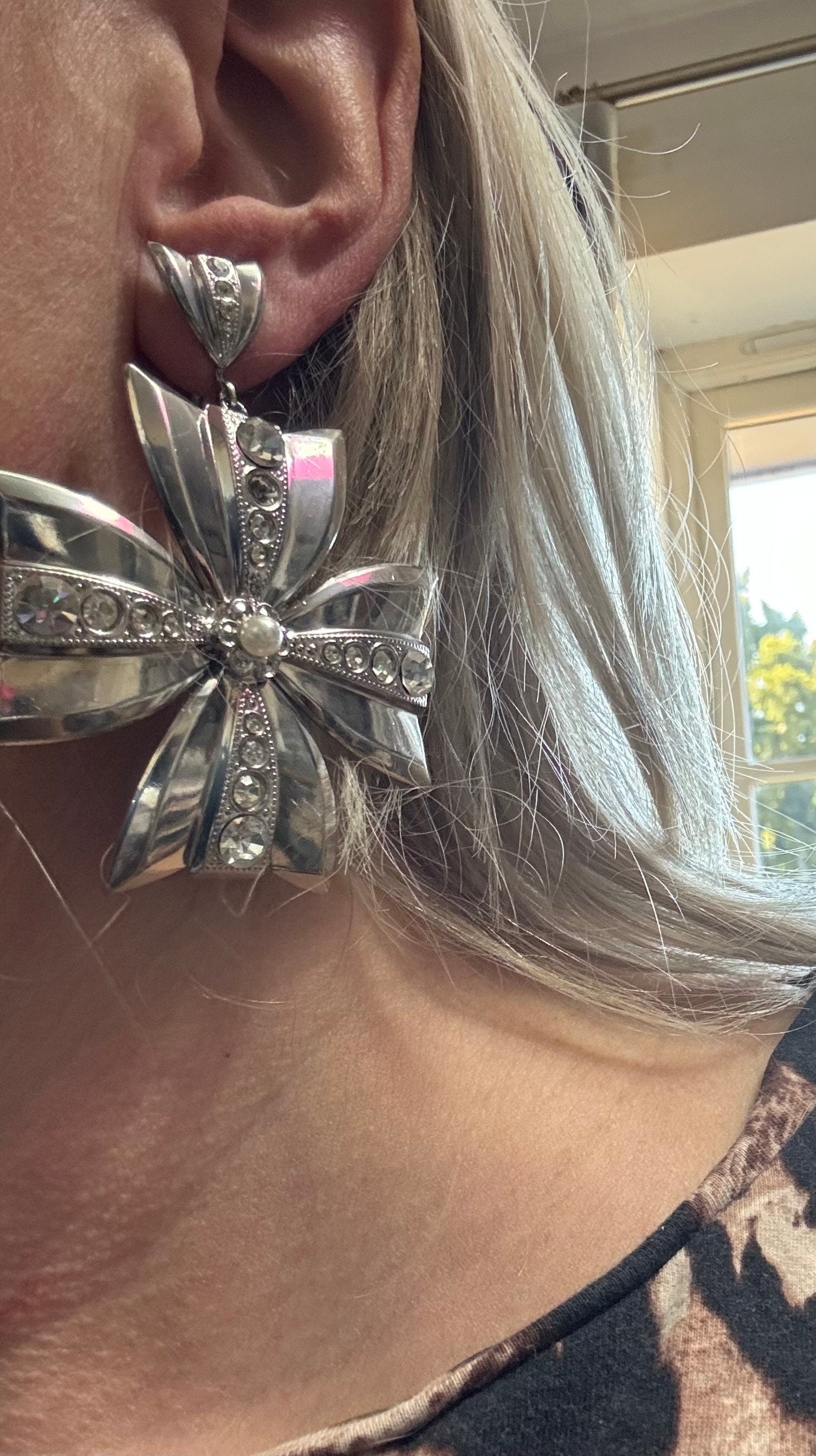 XXL True vintage Silver tone oversized pair of Maltese cross clip on earrings set with clear diamanté and faux pearls