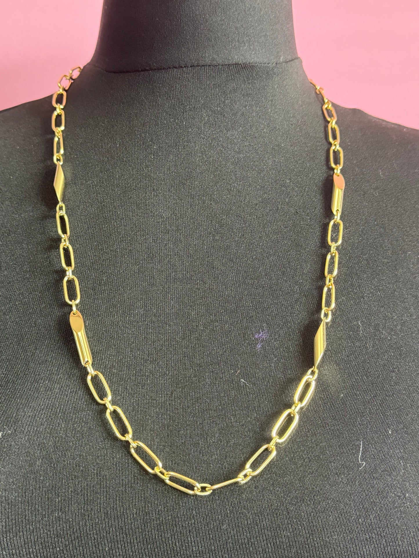 30” 75cm long 1980s gold tone fancy link station necklace for layering and charms