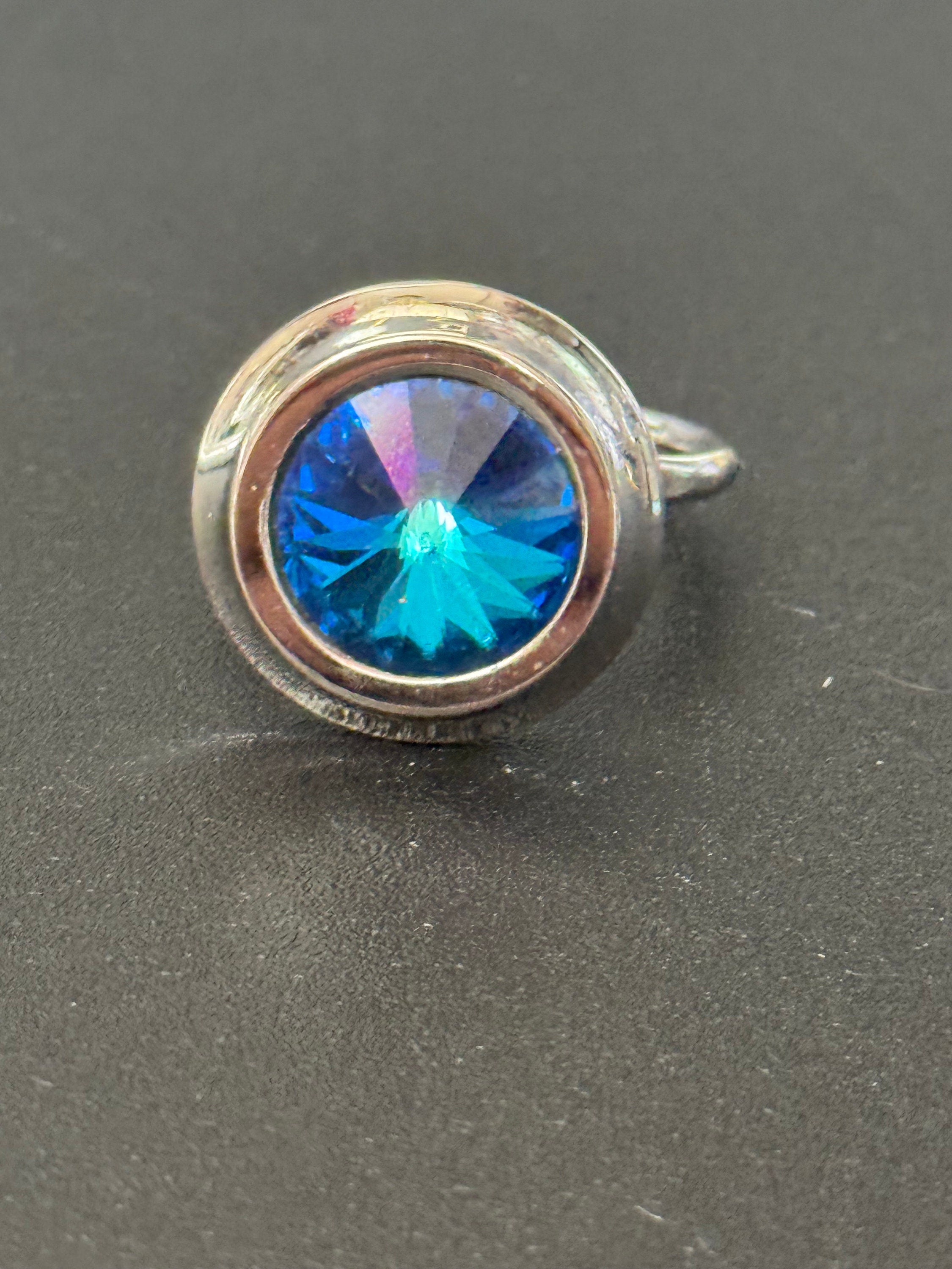 Signed sarah Coventry silver tone 1970s brutalist Bright blue rivals rhinestone cocktail ring adjustable M N O