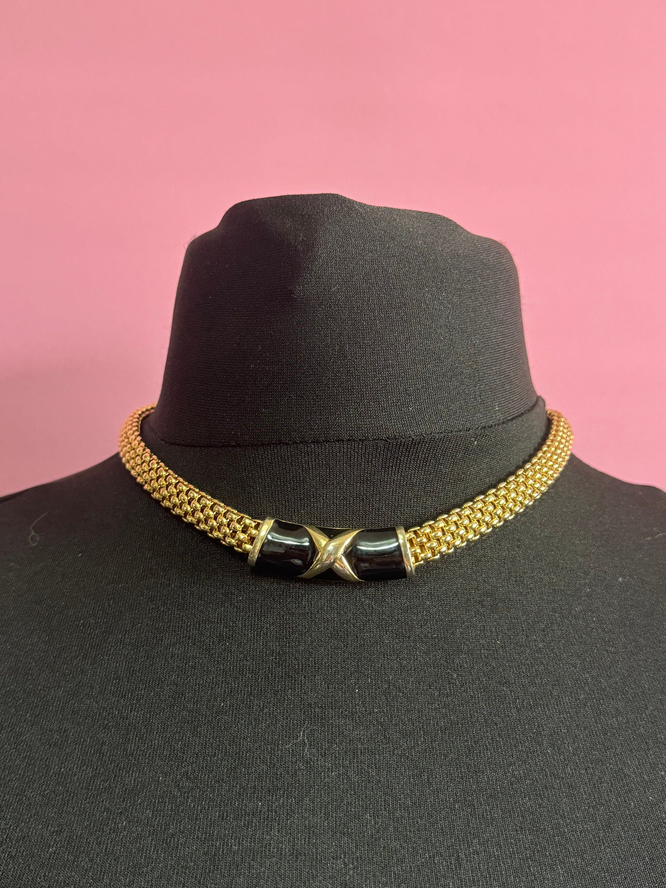 Retro modernist gold tone brick link omega mesh black enamel choker necklace with magnetic clasp