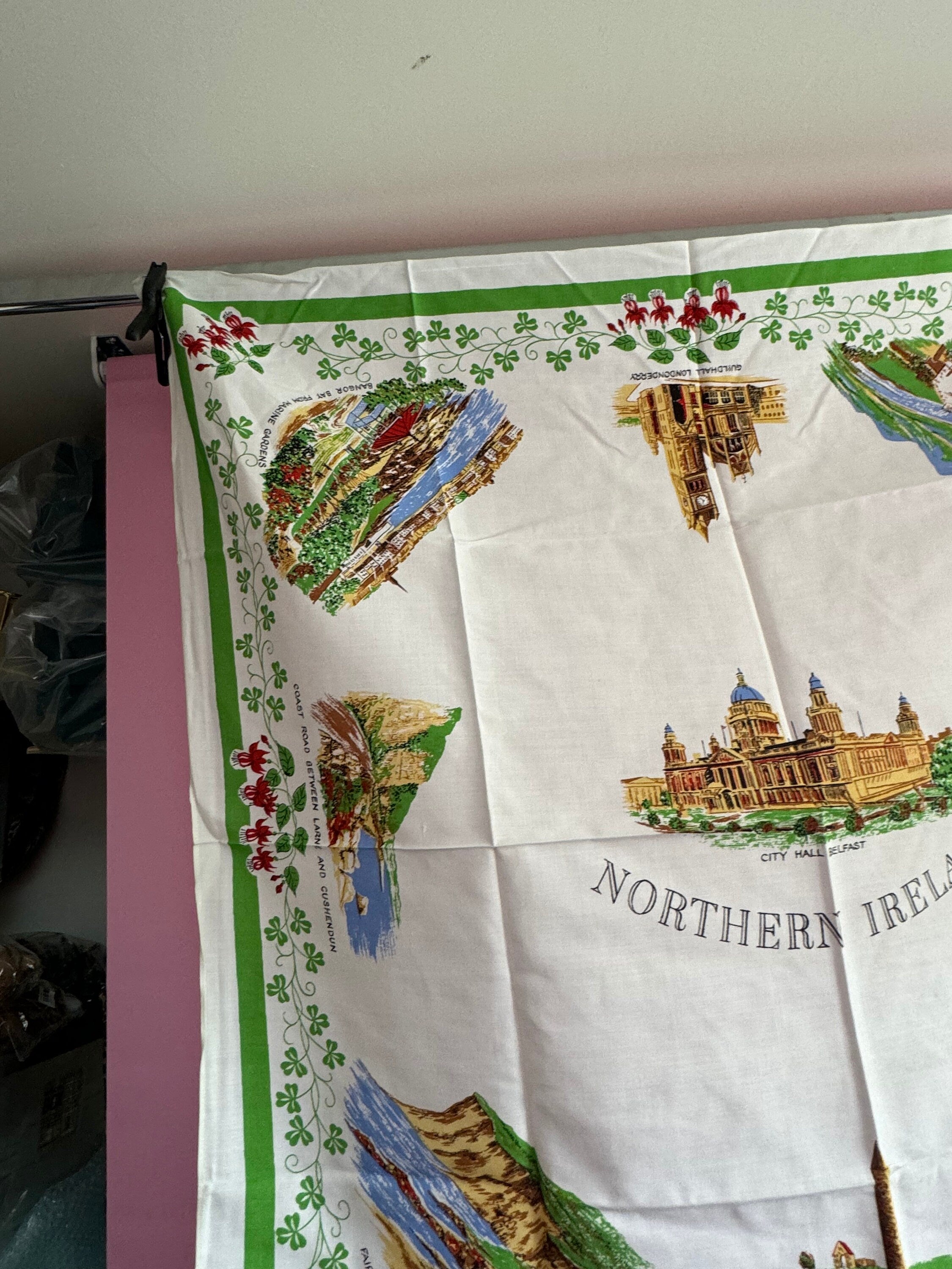 36” northern Ireland Irish Vintage printed souvenir tablecloth towns landmarks