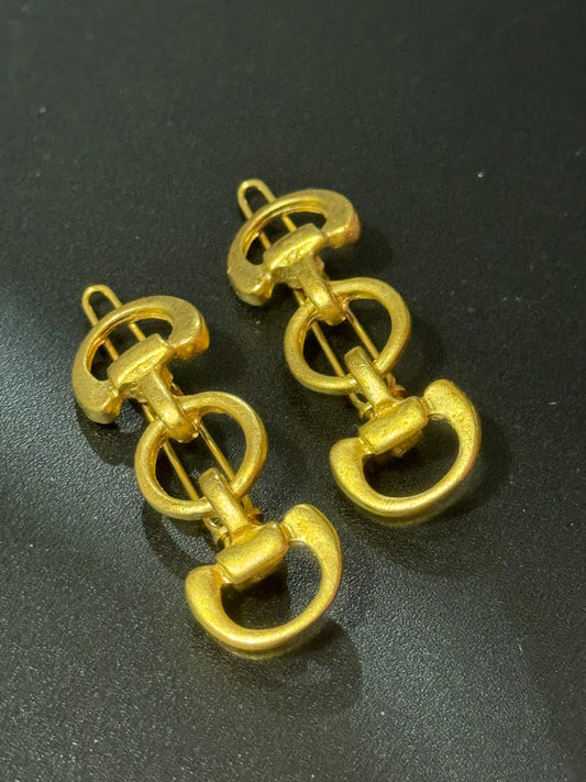 Pair of horse bit snaffle hair clips true vintage Matt gold tone equestrian