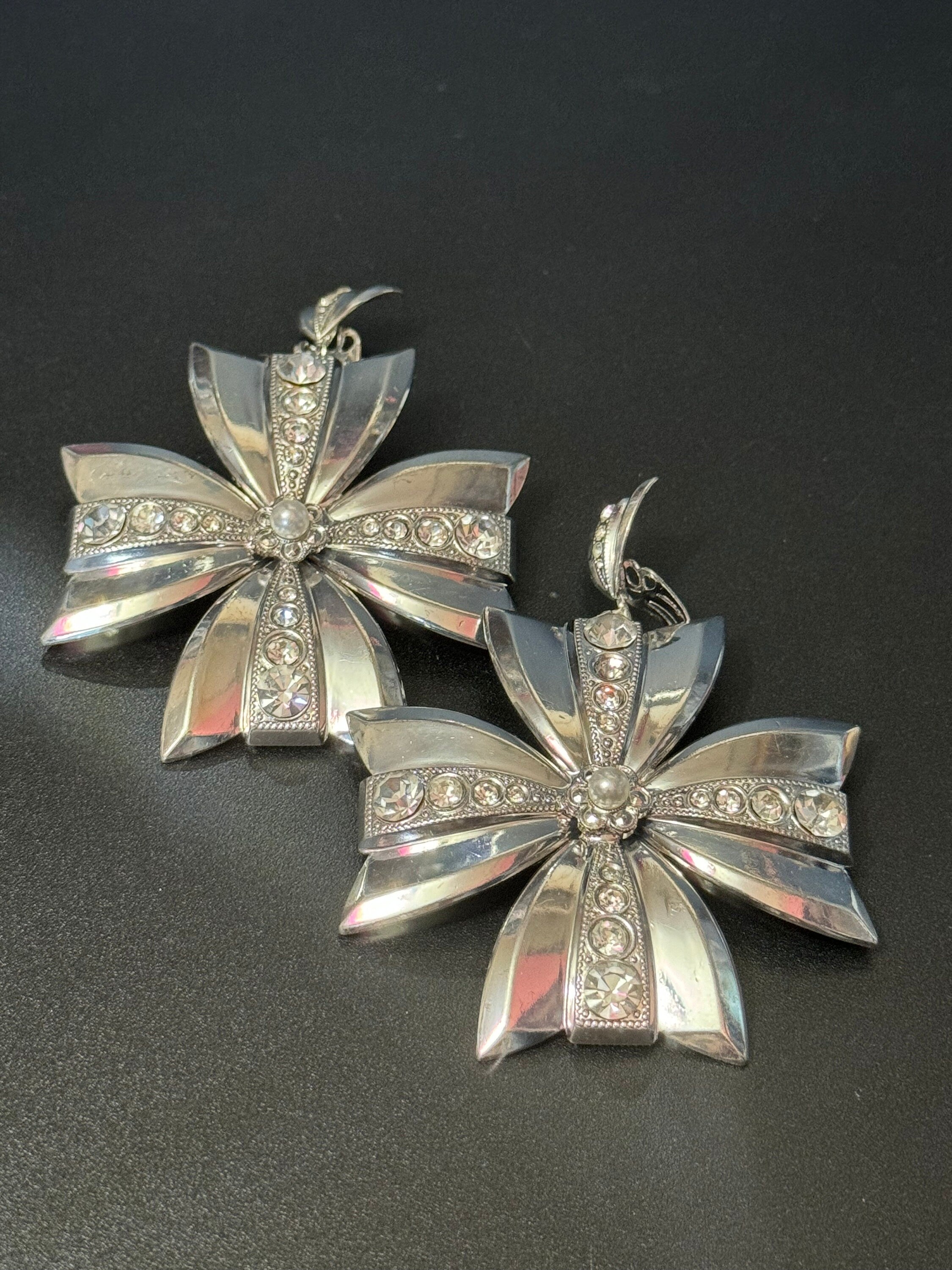 XXL True vintage Silver tone oversized pair of Maltese cross clip on earrings set with clear diamanté and faux pearls