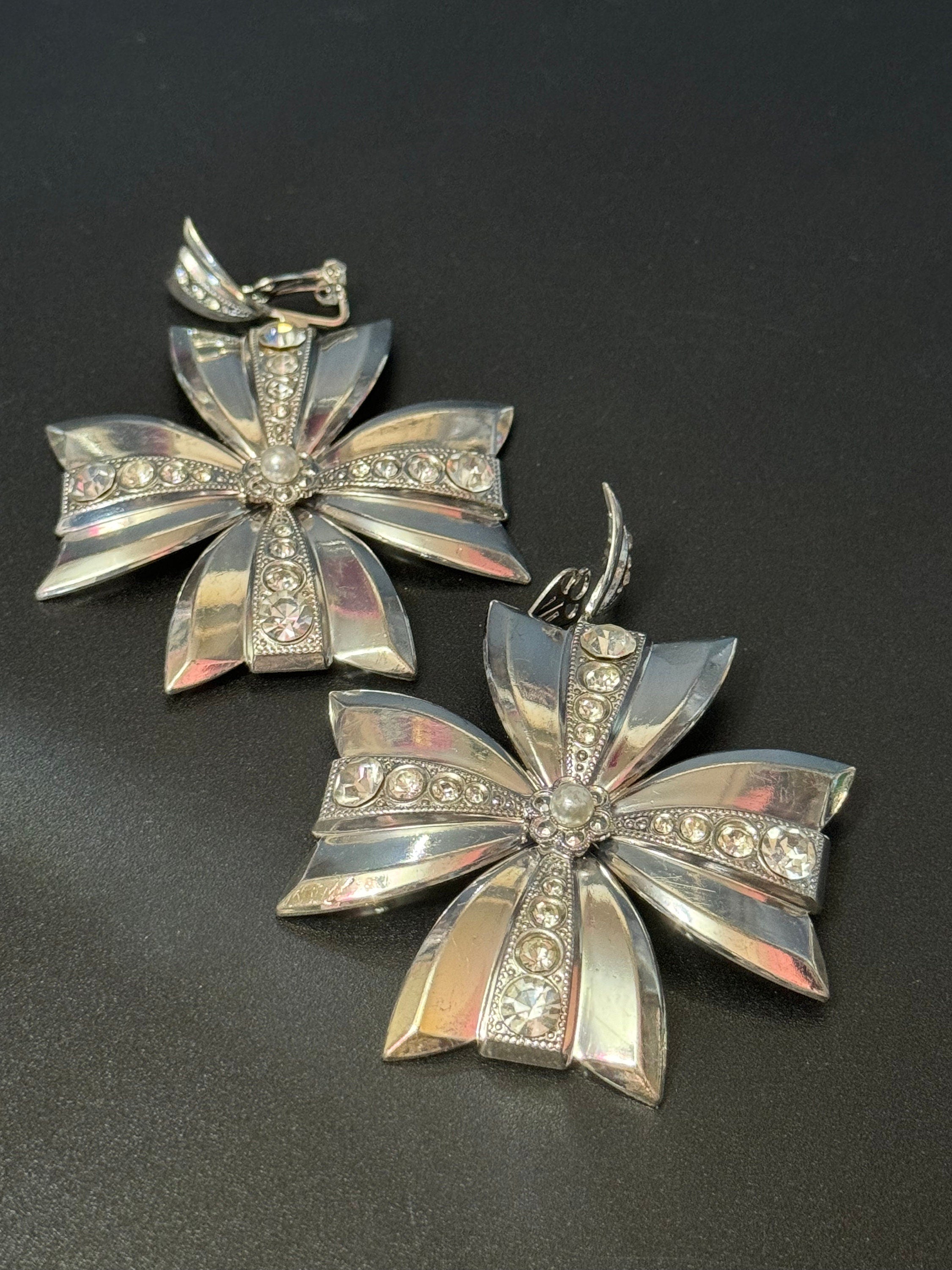 XXL True vintage Silver tone oversized pair of Maltese cross clip on earrings set with clear diamanté and faux pearls