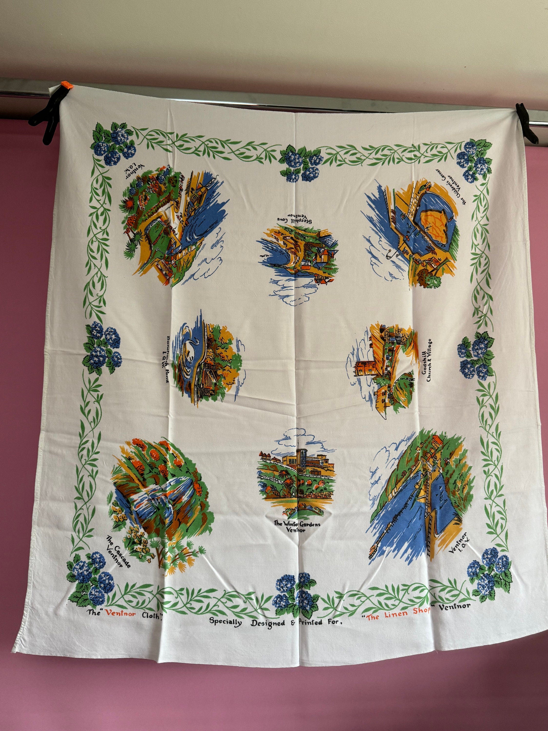 32” EAST ANGLIA Vintage printed souvenir tablecloth Norwich Kings Lynn Great Yarmouth landmarks