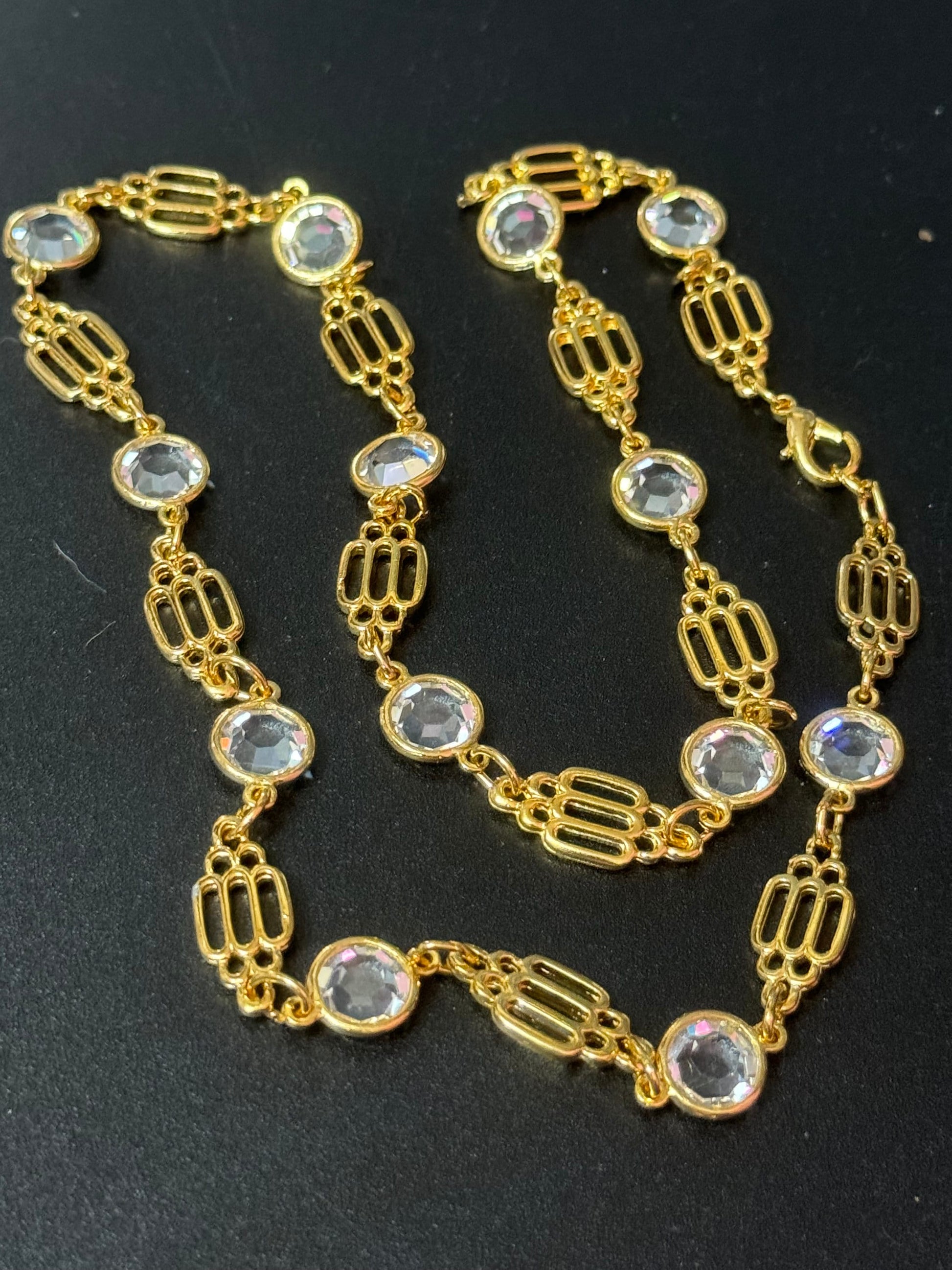 58cm long 1980s thick gold plated fancy link glass crystal bezel beaded station necklace