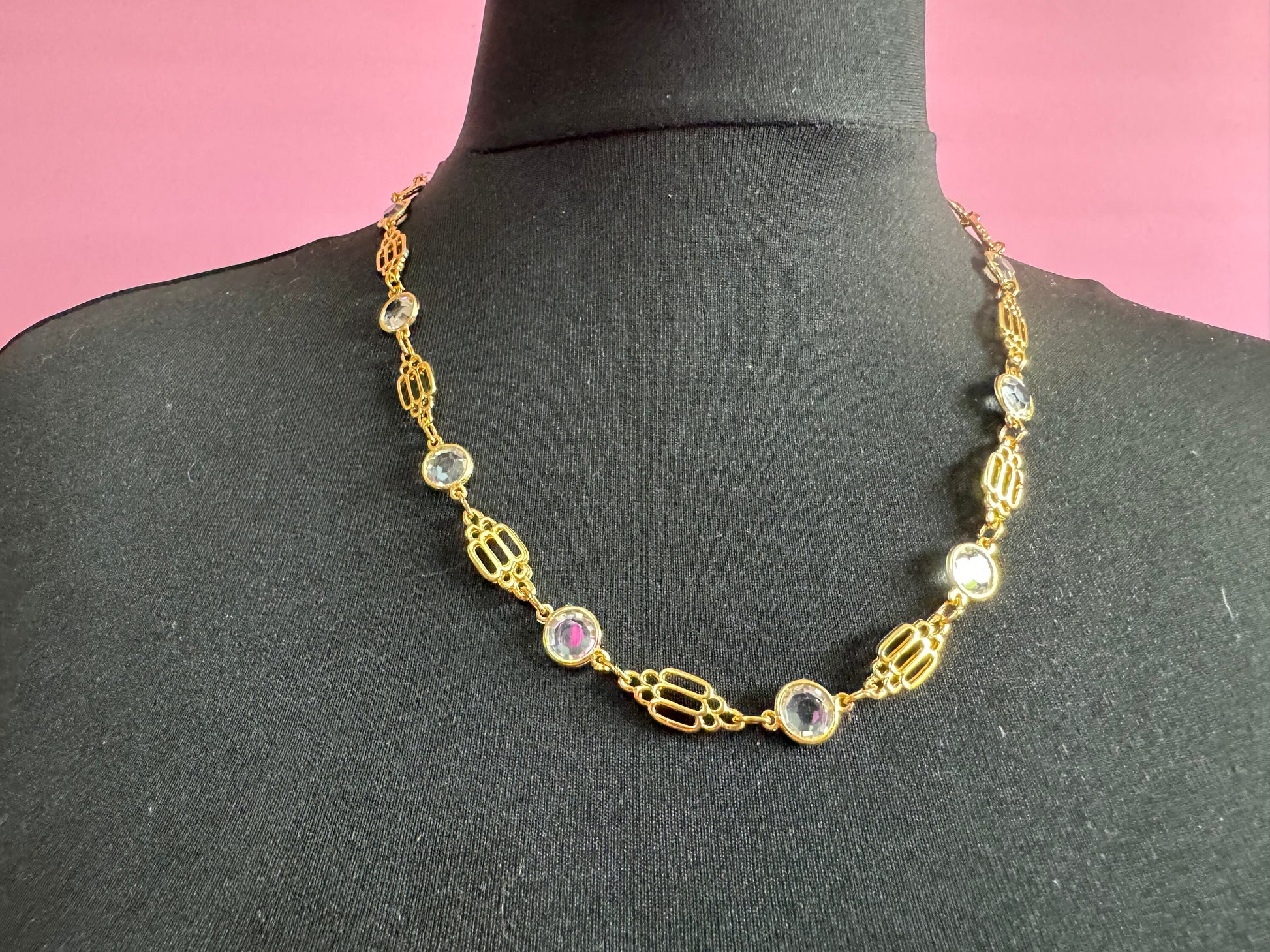 58cm long 1980s thick gold plated fancy link glass crystal bezel beaded station necklace