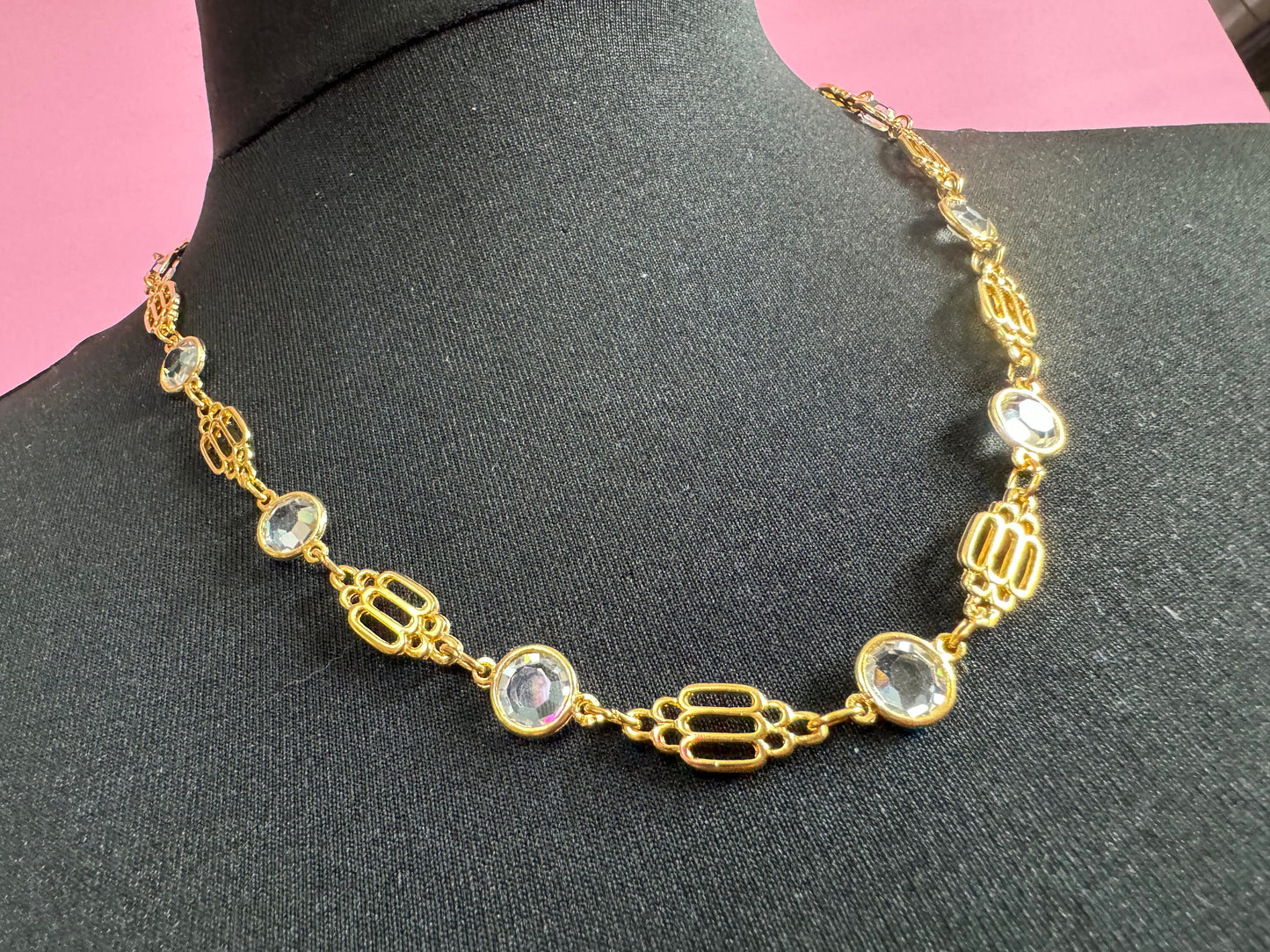 58cm long 1980s thick gold plated fancy link glass crystal bezel beaded station necklace