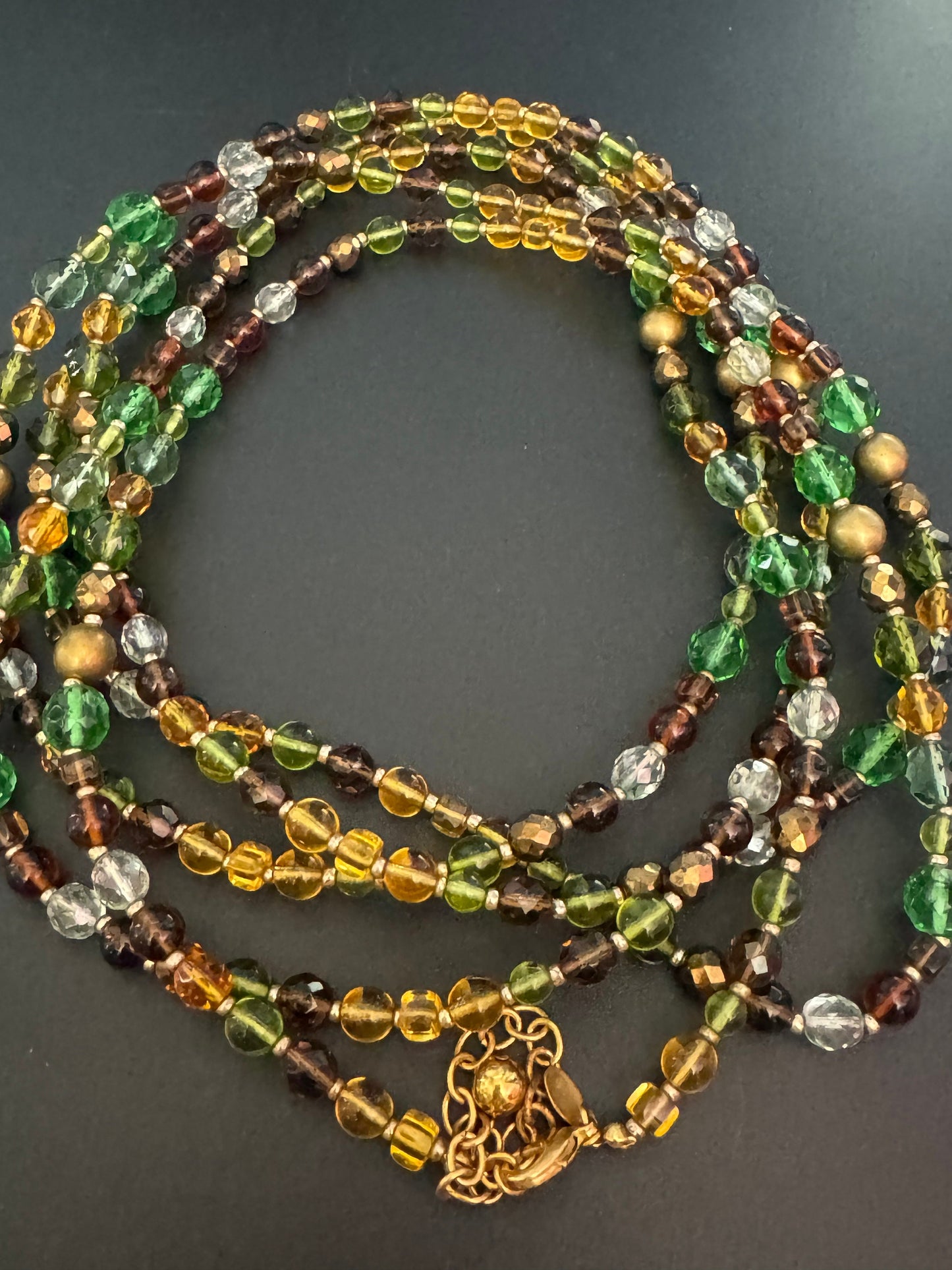 250cm signed Joan Rivers very long gold tone green orange brown pearl beaded wrap flapper necklace