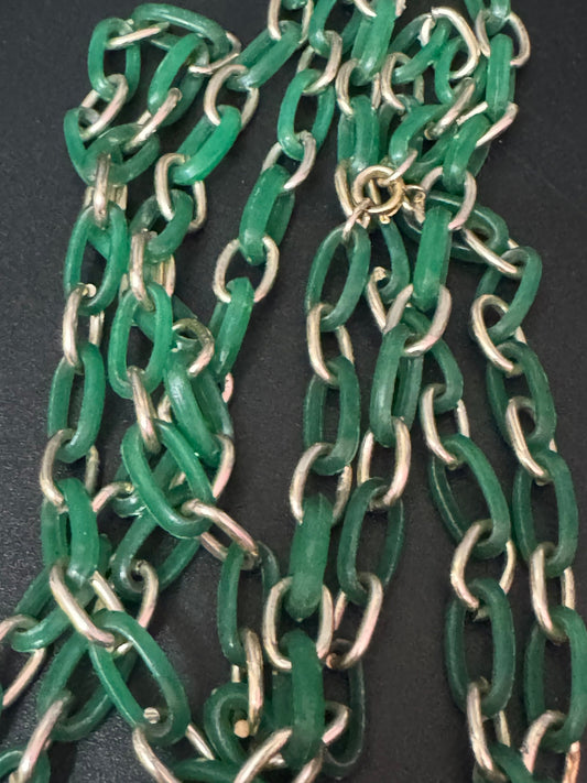 Kitsch gold and green 120cm long plastic chain link necklace