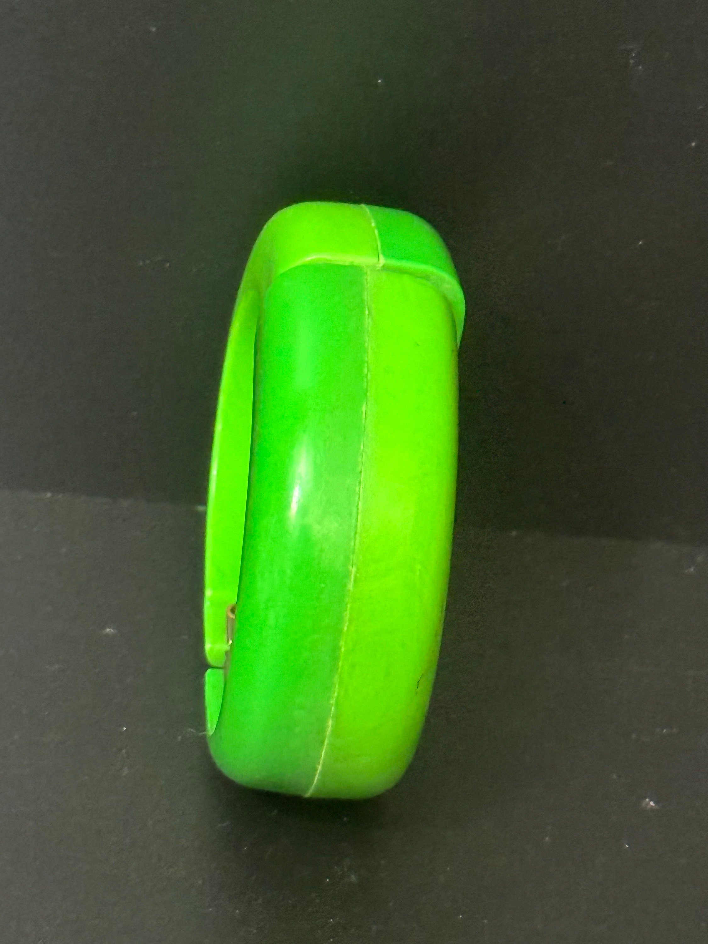 Bright green two tone geometric early plastic resin wide cuff clamper bangle bracelet Vintage