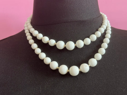 vintage white Milk glass round knotted double strand 2 row beaded necklace