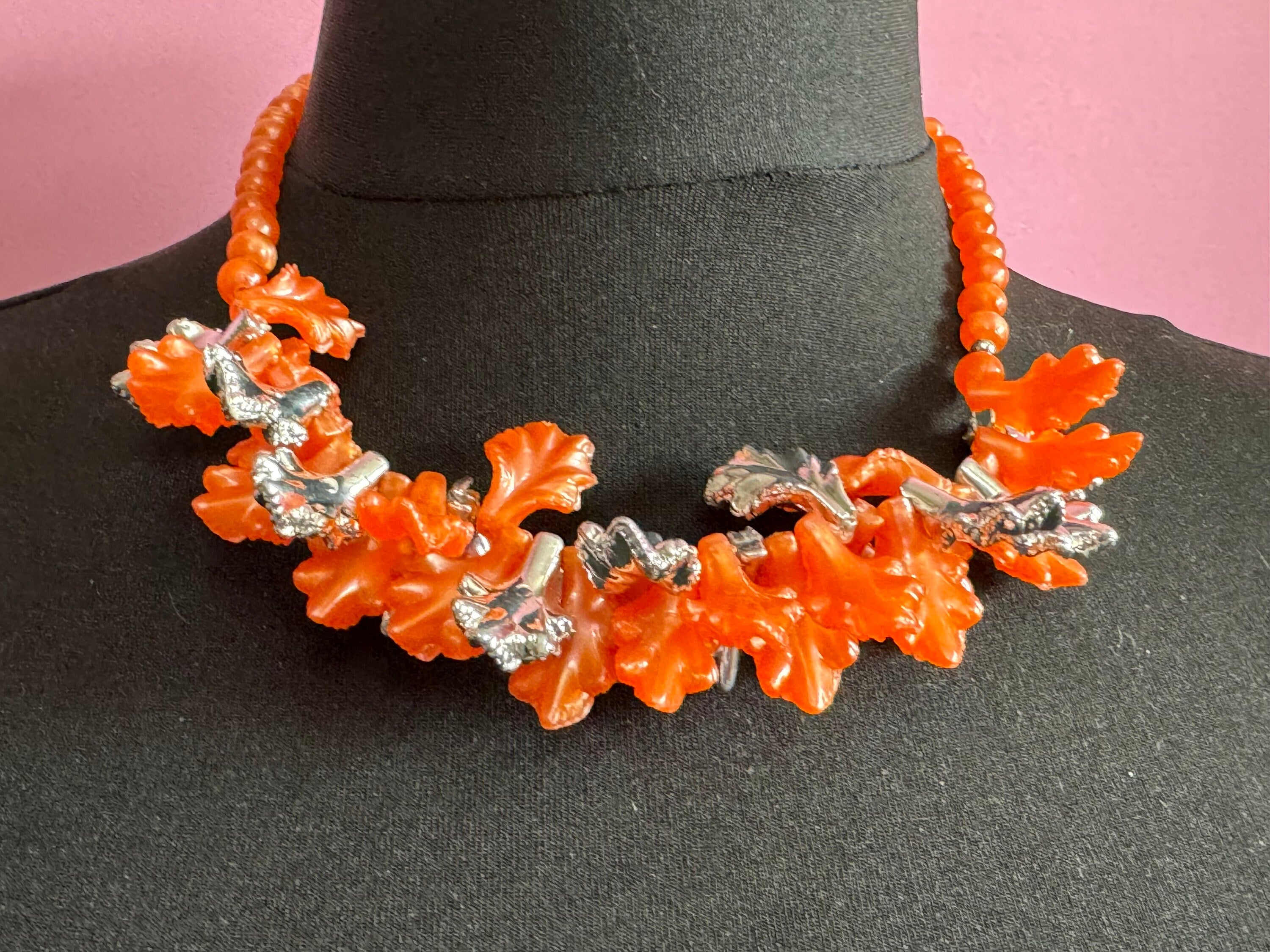 Retro Oversized orange plastic Leaf beaded necklace silver tone autumn fall 50cm