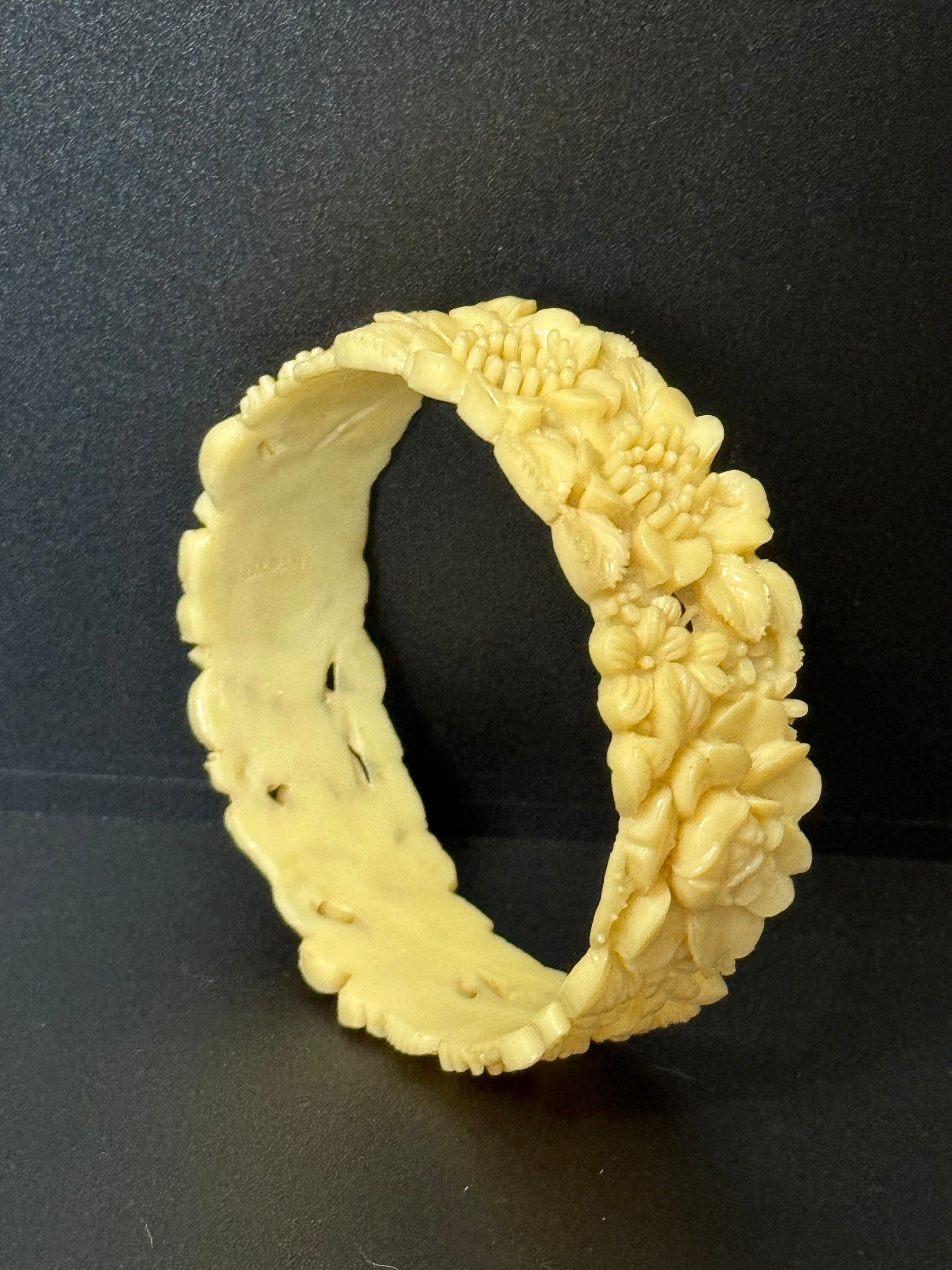 Antique Vintage Early Plastic Faux Bone Horn Celluloid Carved Detailed Floral Bangle Bracelet