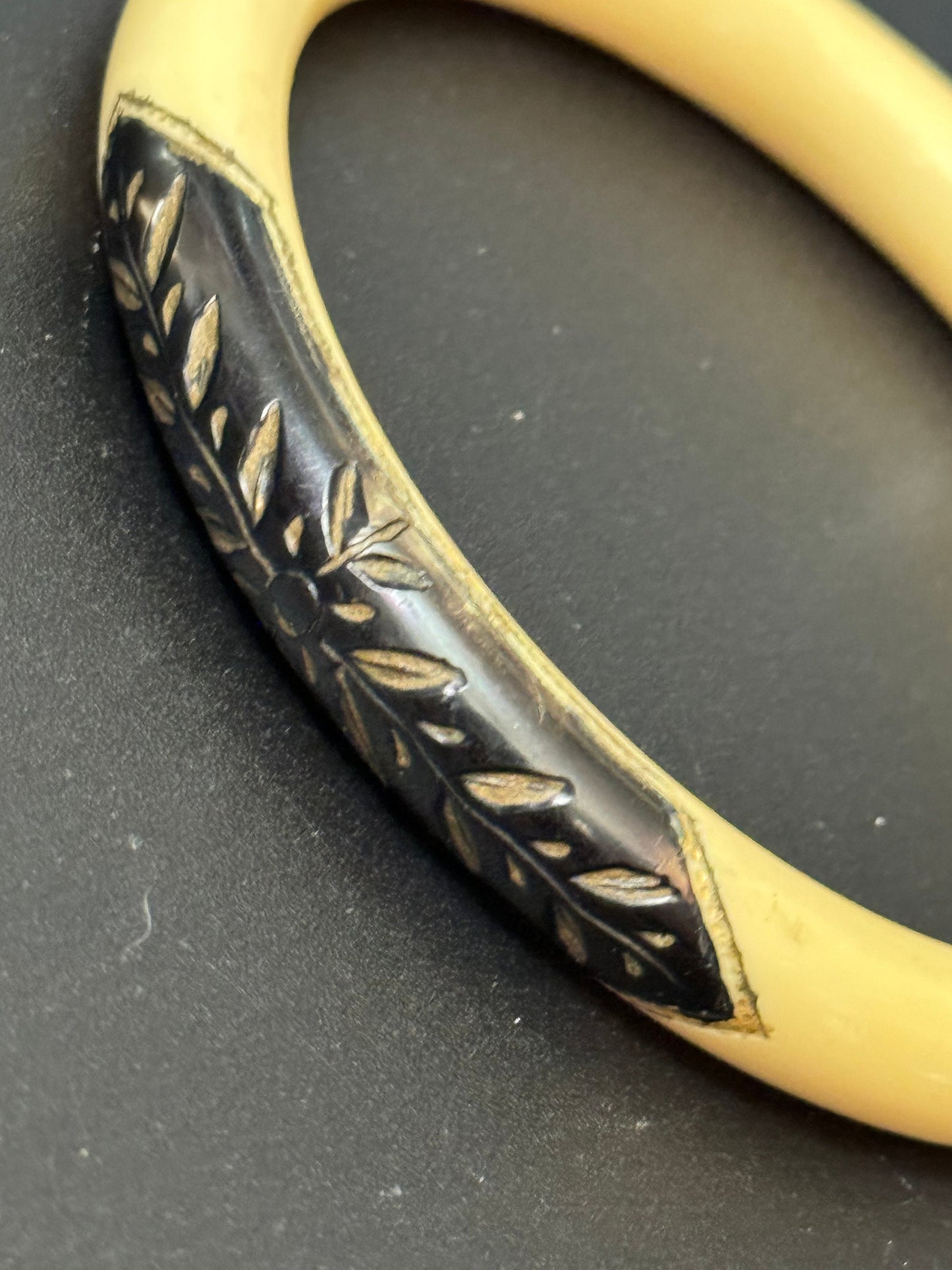 Antique Vintage Art Deco Period Cream black carved Early Plastic Celluloid bangle bracelet