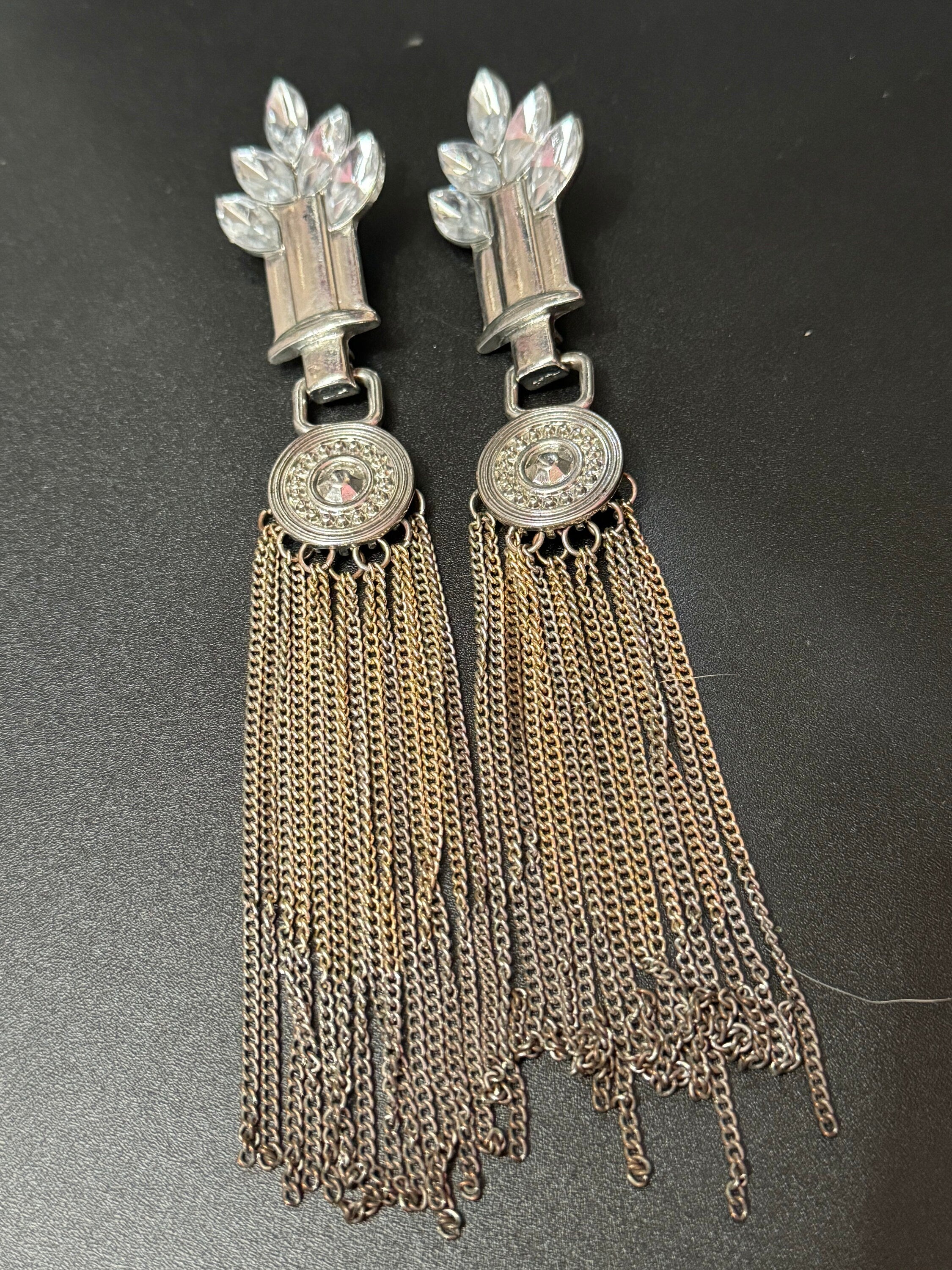 Oversized 17cm long silver tone diamanté crystal chain tassel earrings shoulder grazers pierced