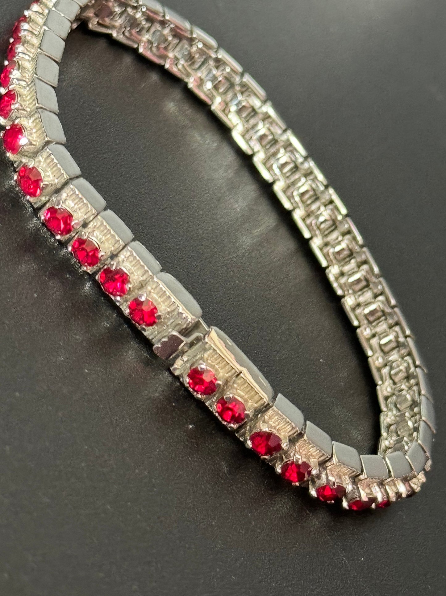 Vintage silver tone slim ruby red glass diamanté set cocktail tennis bracelet 18cm x 6mm