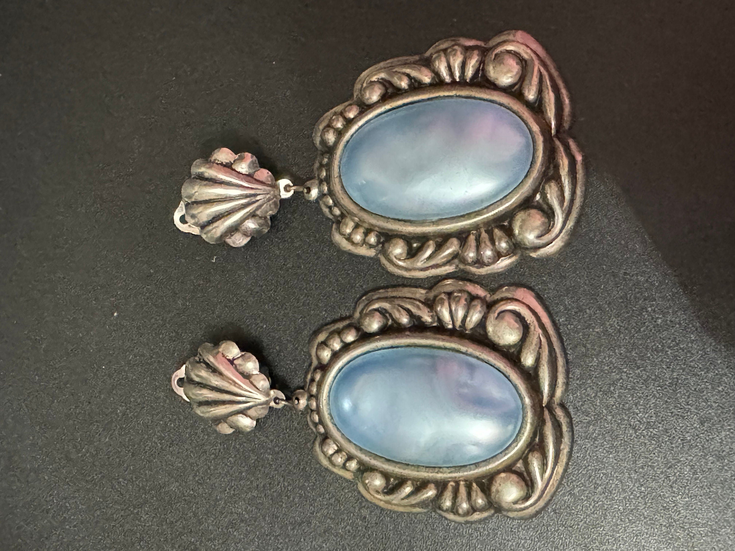 True vintage oversized 8cm Silver tone pale blue oval cabochon clip on dangly drop earrings