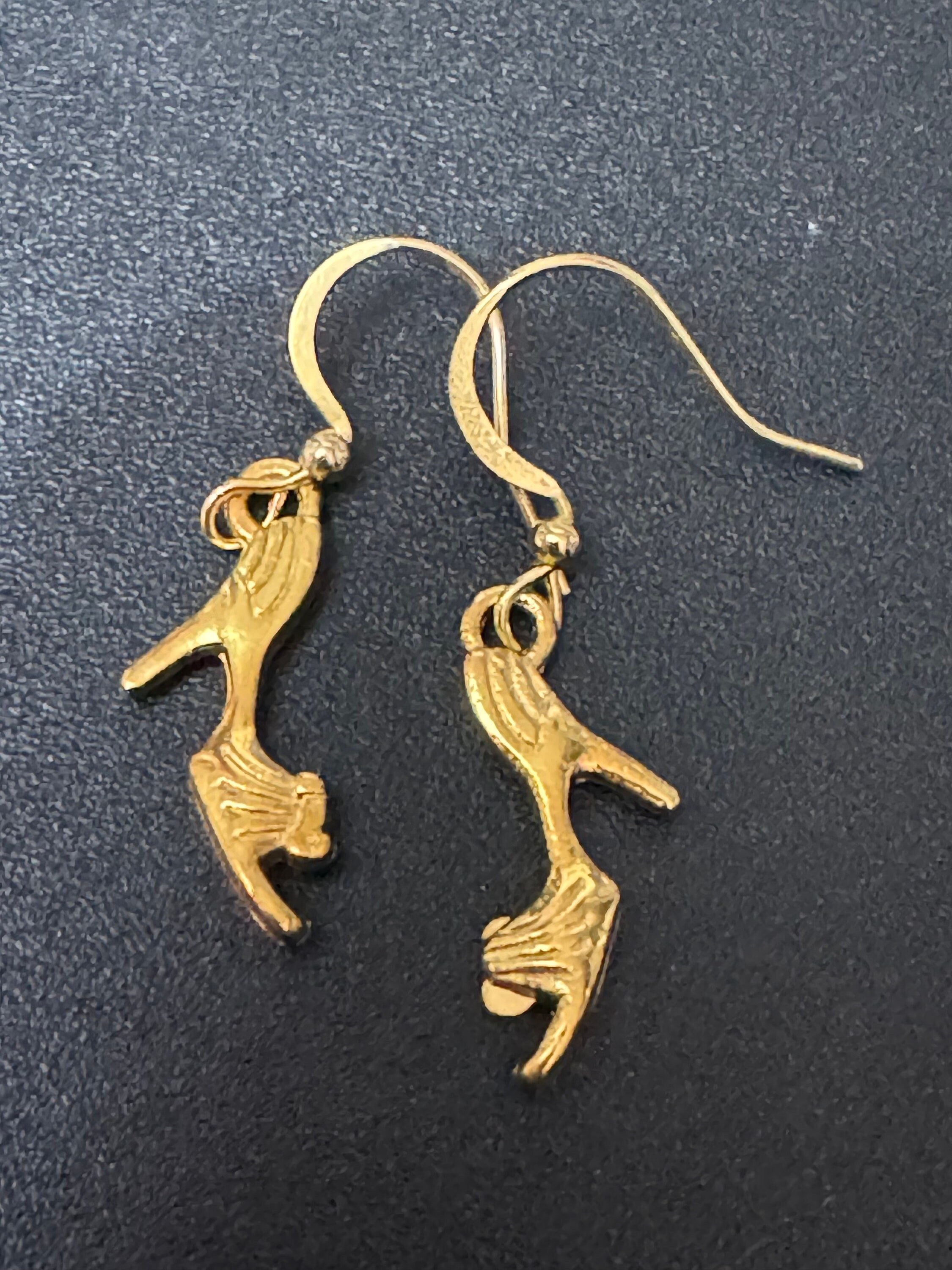 Gold tone stiletto high heeled shoe drop earrings for pierced ears