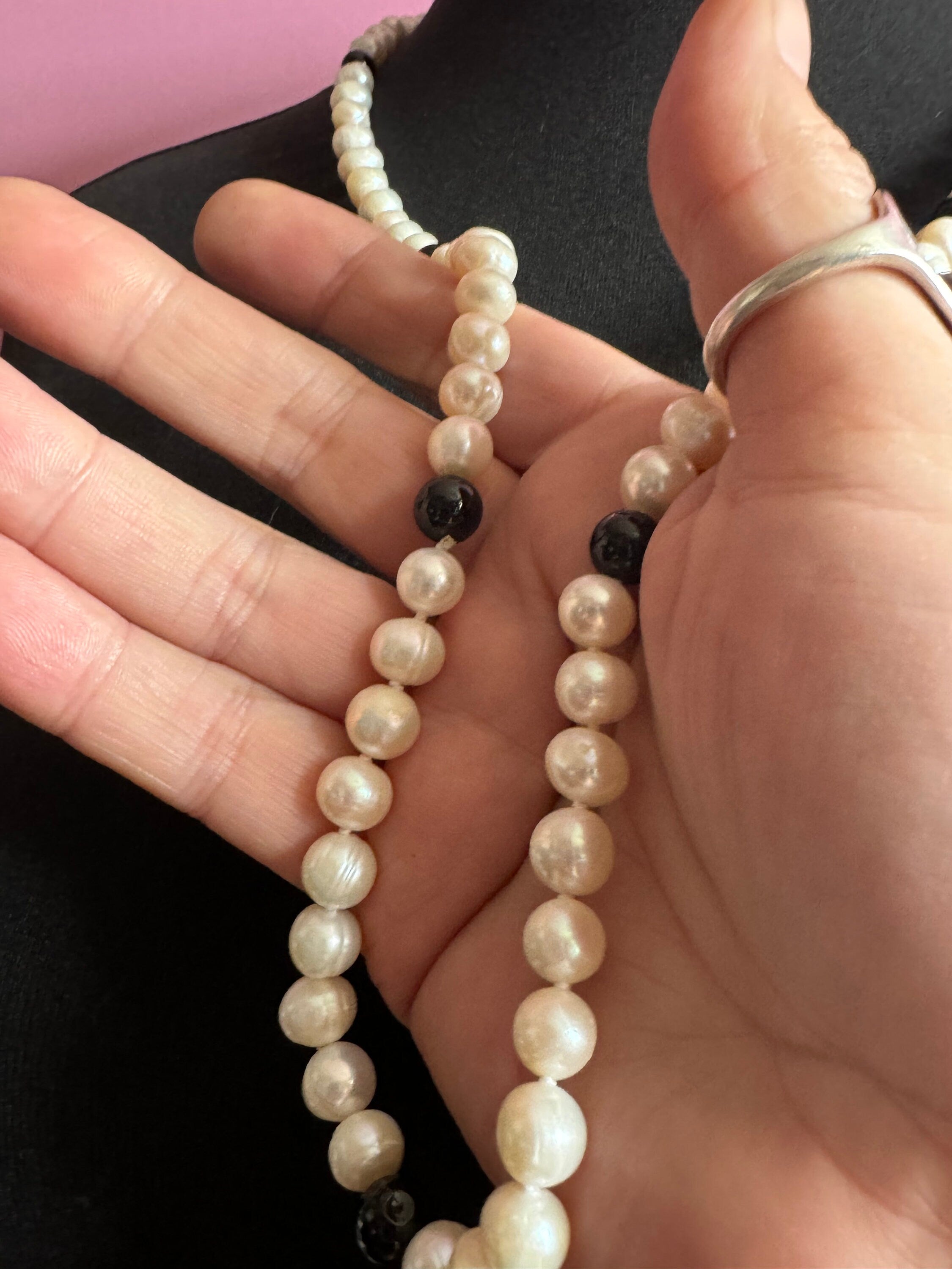 Retro long 80cm beaded freshwater pearl cream necklace with black gemstones tggc