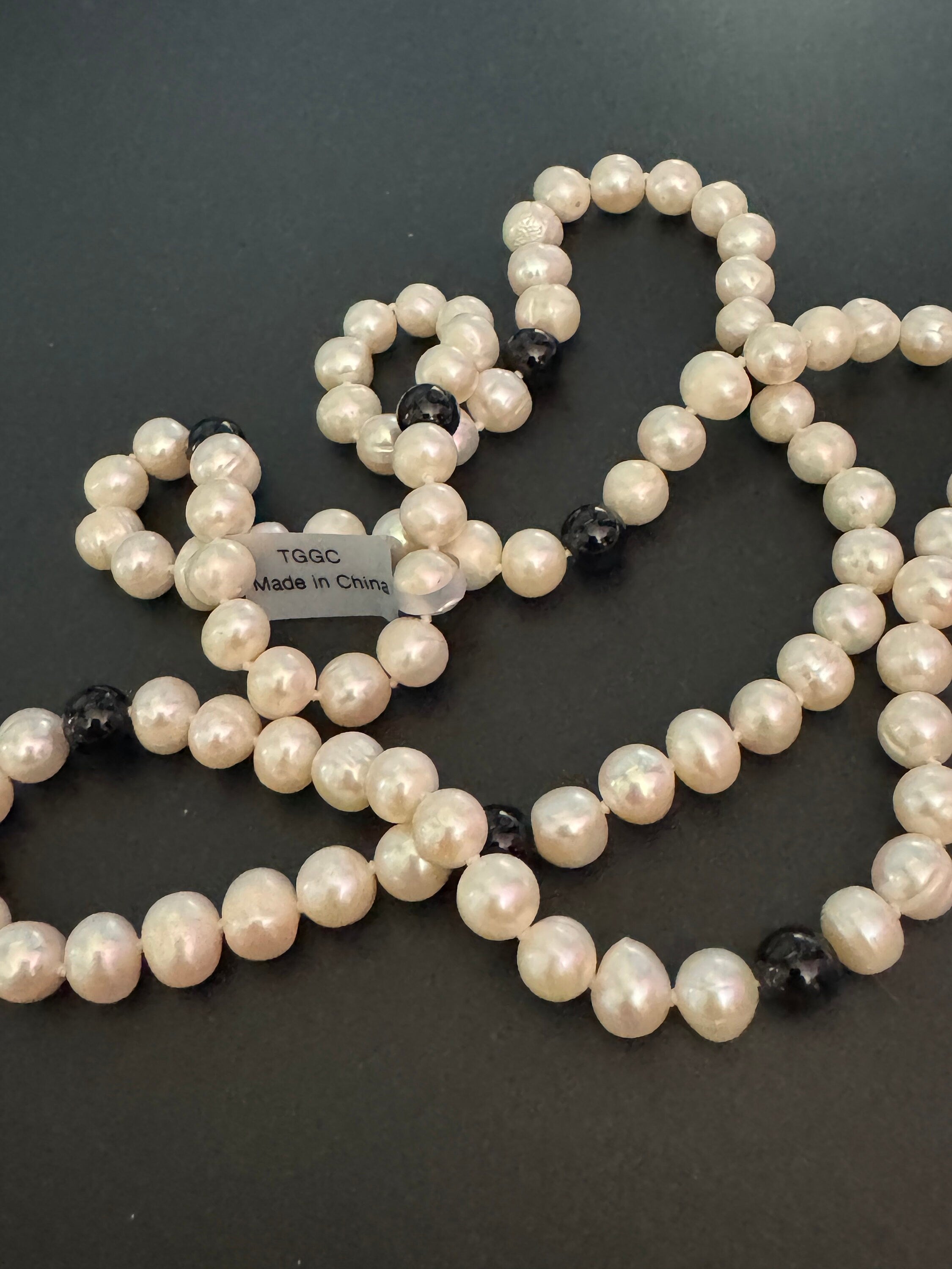 Retro long 80cm beaded freshwater pearl cream necklace with black gemstones tggc