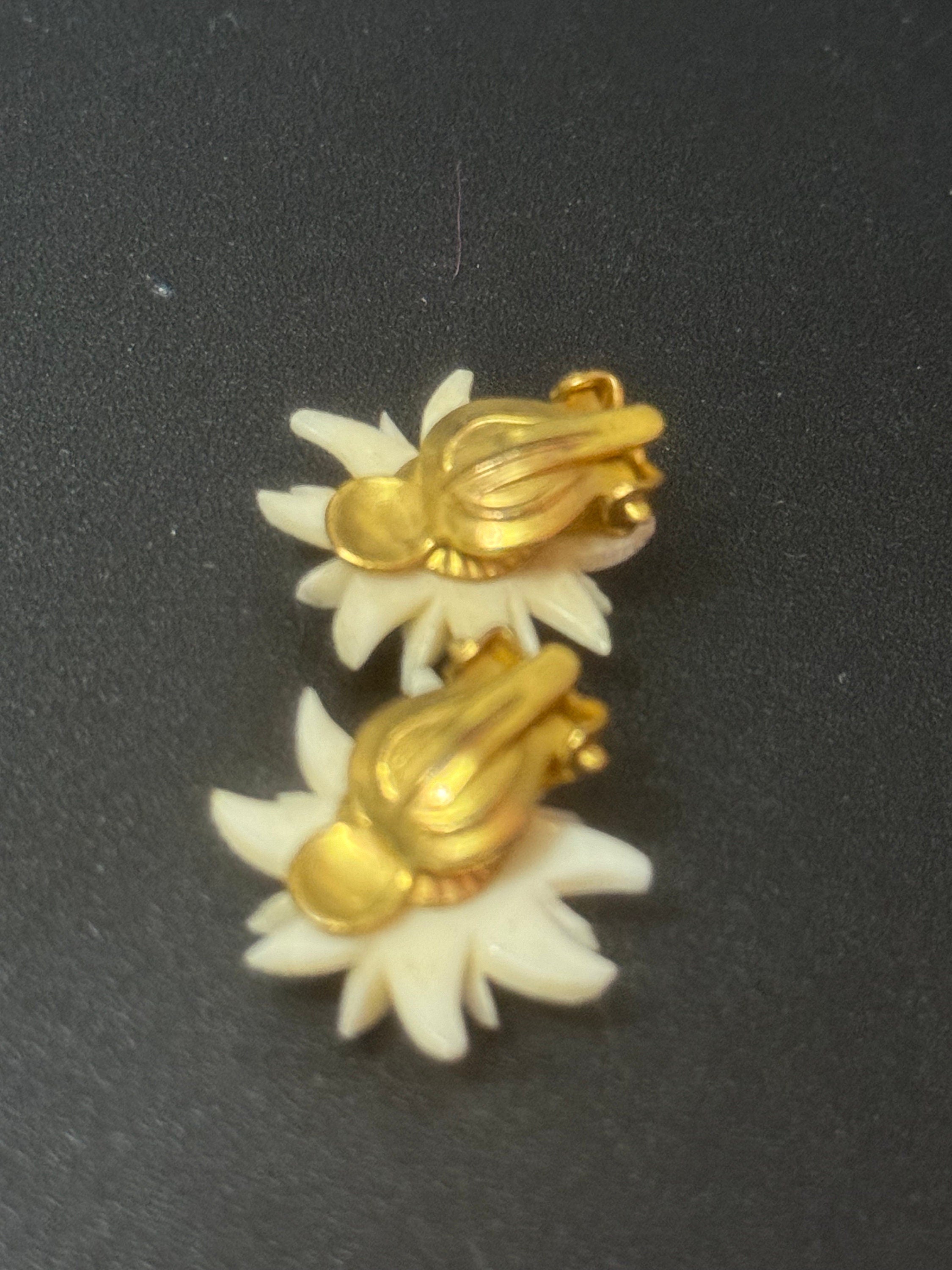 Vintage early plastic celluloid Edelweiss floral clip on earrings art deco