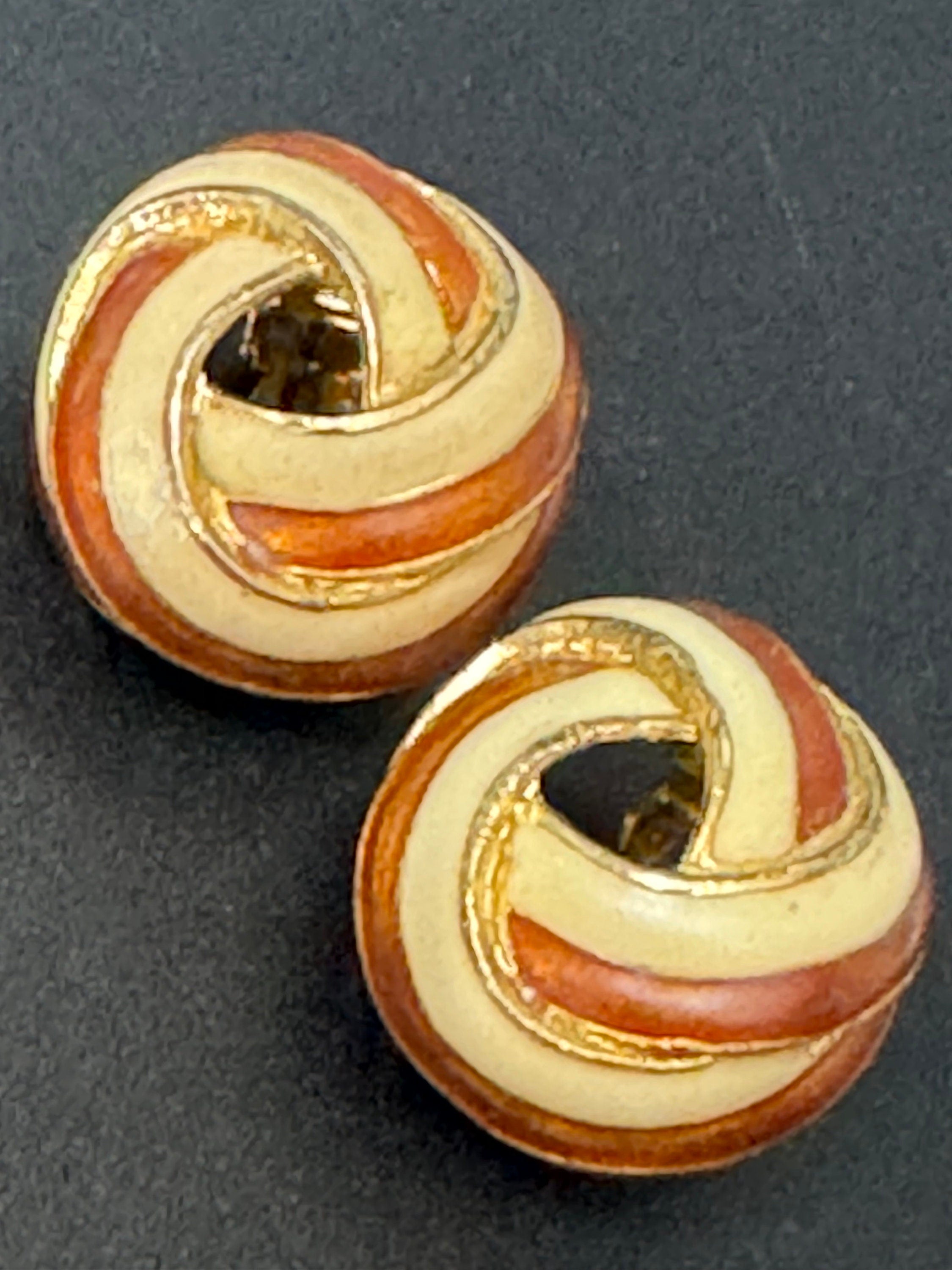 Signed ORENA Paris gold tone cream Brown enamel clip on earrings and matching ring size L jewellery set