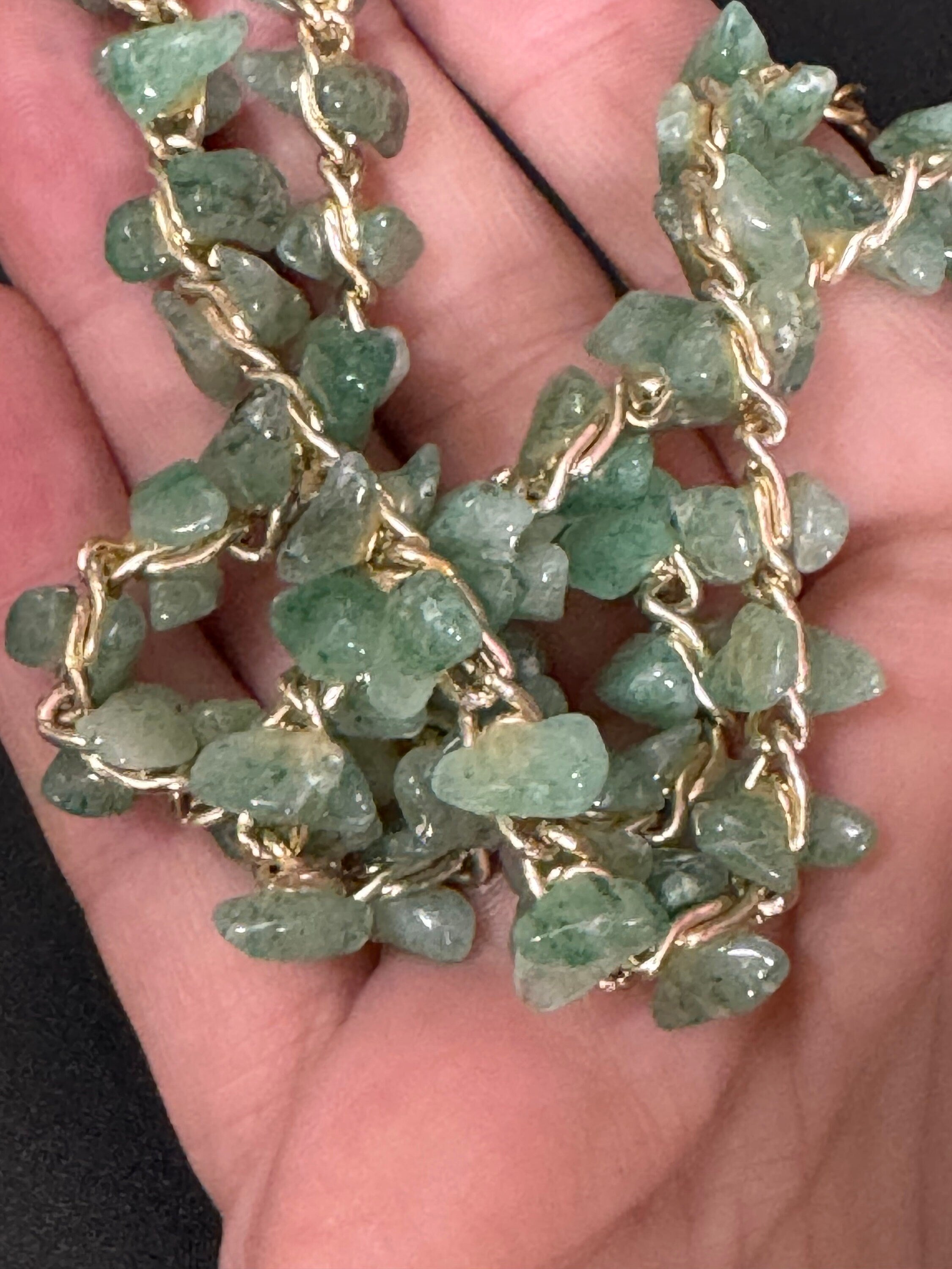 Vintage natural green gemstone beaded necklace gold tone Adventurine 65cm