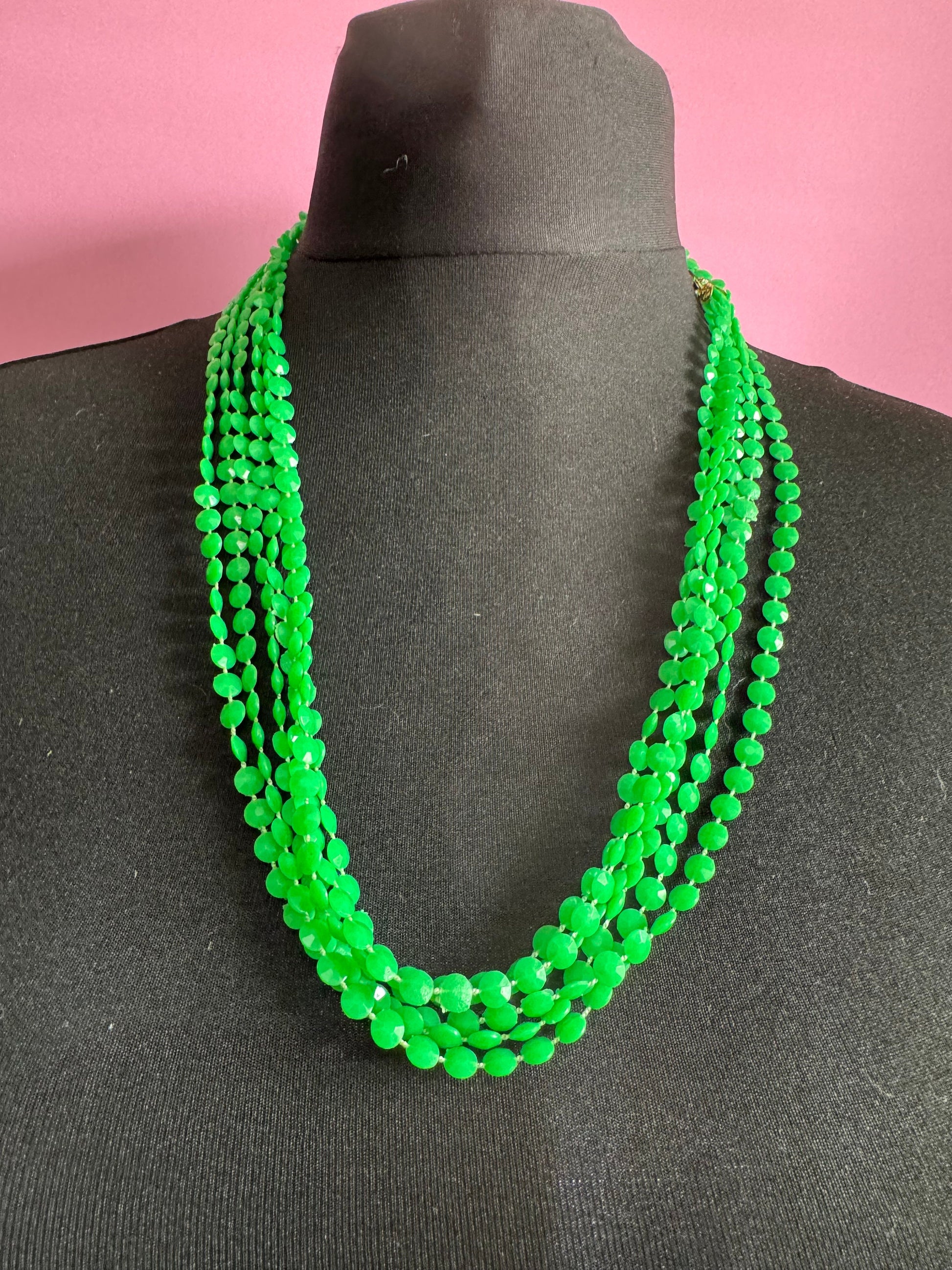 1970s vintage bright green fixed bead plastic chain link long flapper Multistrand necklace 140cm