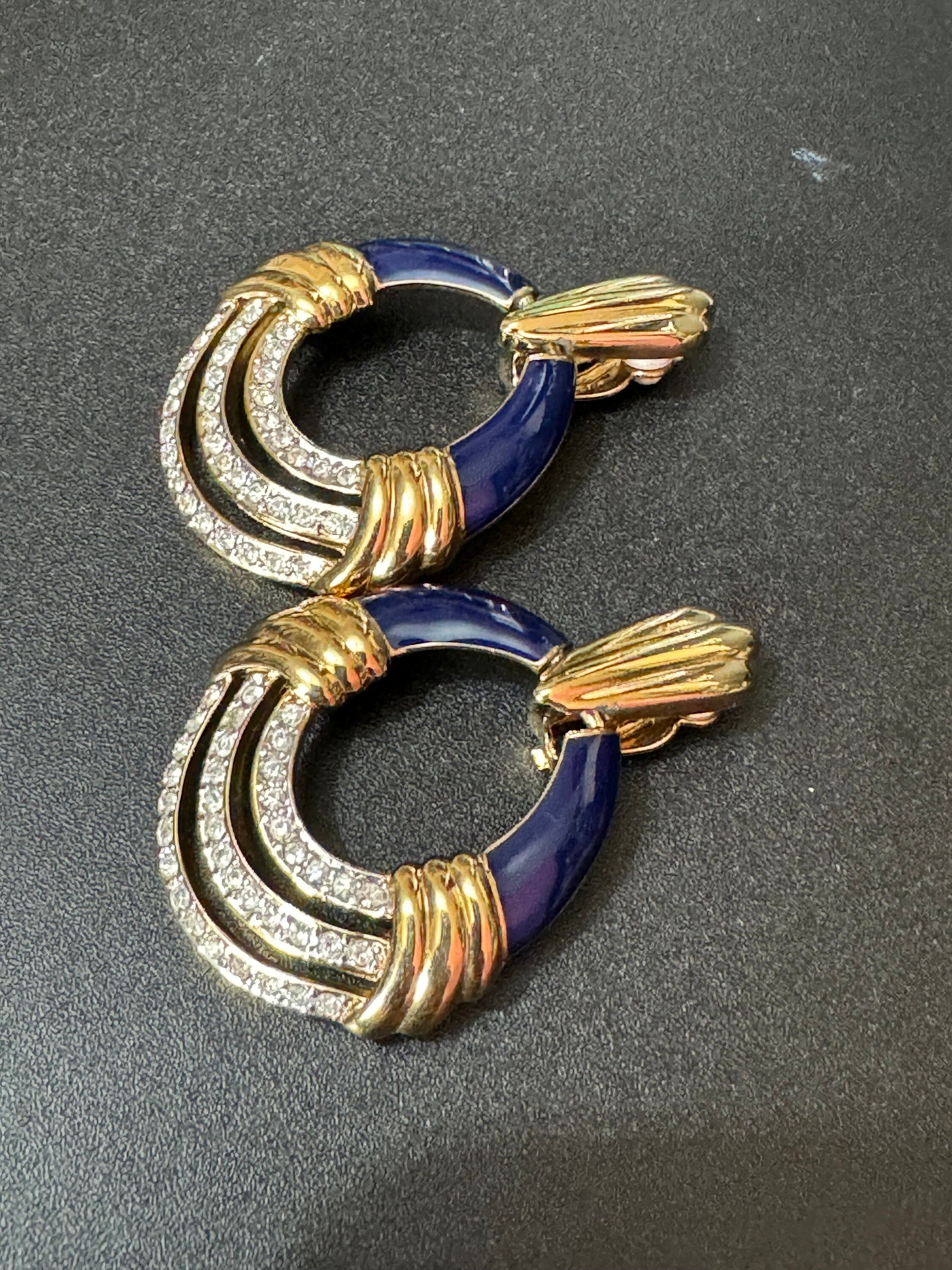 Vintage 1980s large Gold tone clear diamante navy blue enamel pair door knocker dangly drop clip on earrings 5cm