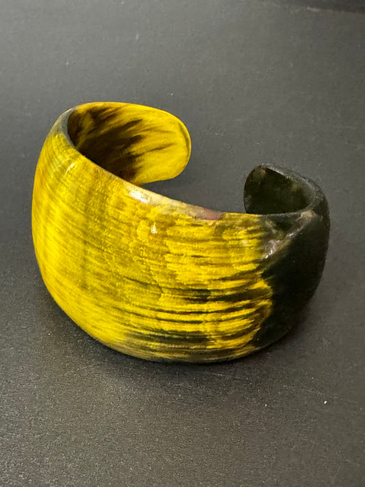 Huge chunky 4cm black yellow plastic resin open wide cuff bangle bracelet