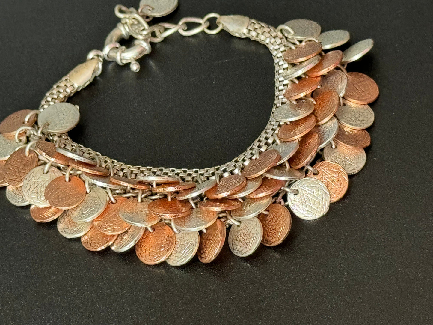 Brutalist silver and copper tone metal textured discs mesh chain link bracelet retro modernist 21cm