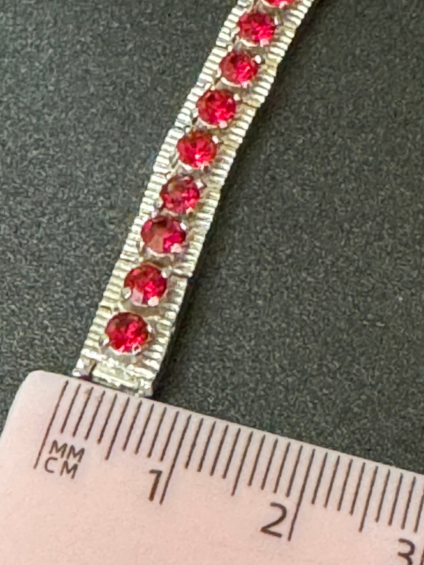 Vintage silver tone slim ruby red glass diamanté set cocktail tennis bracelet 18cm x 6mm