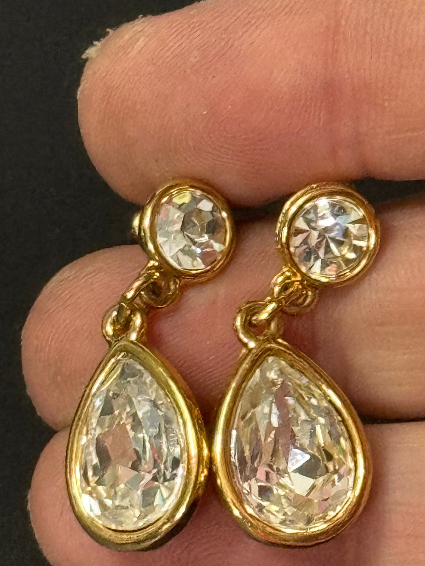 Vintage Signed M&S crystal gold tone diamanté clear teardrop earrings