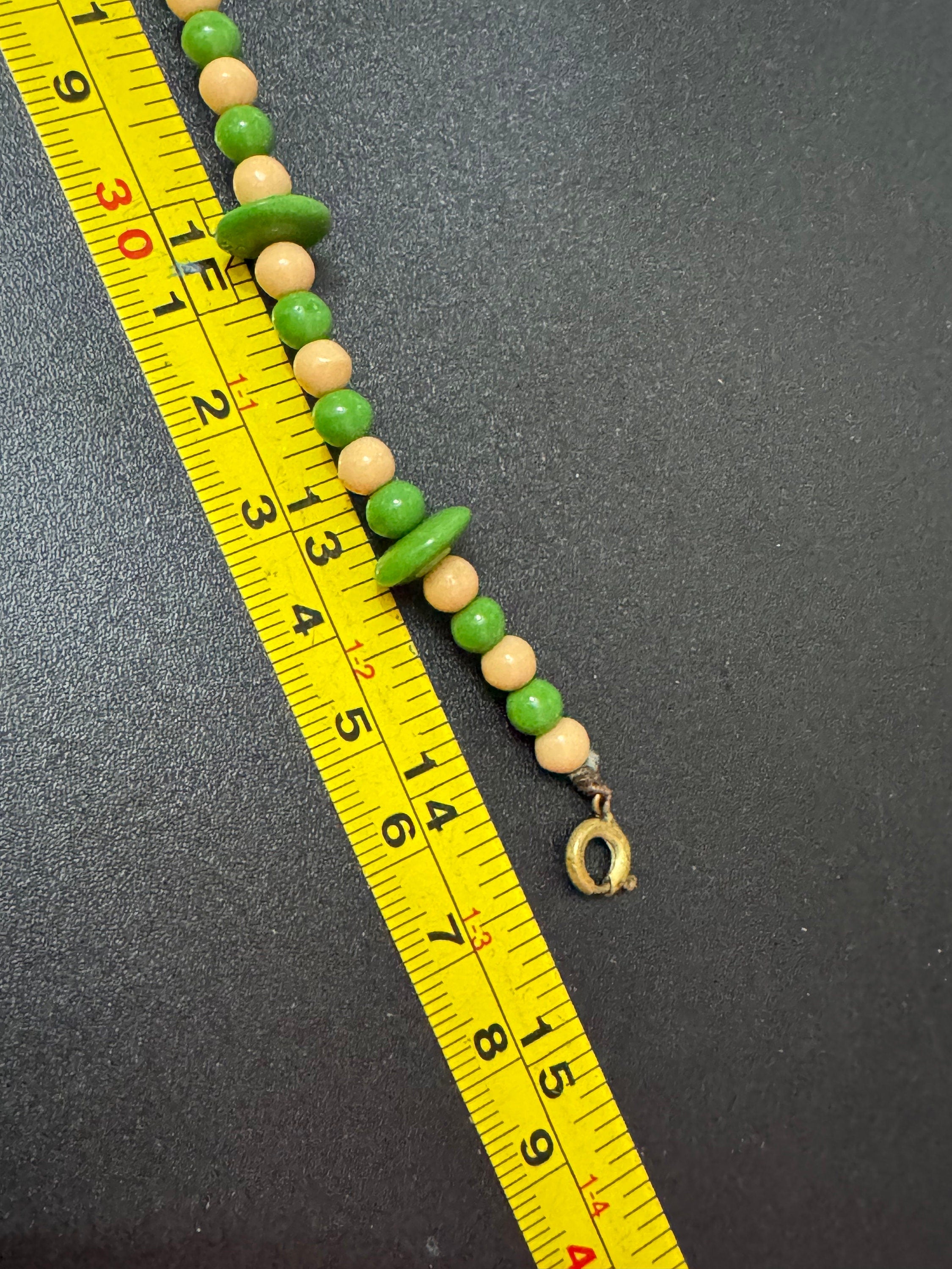 Petite fit Antique beige green Czech glass beaded Art Deco necklace 37cm