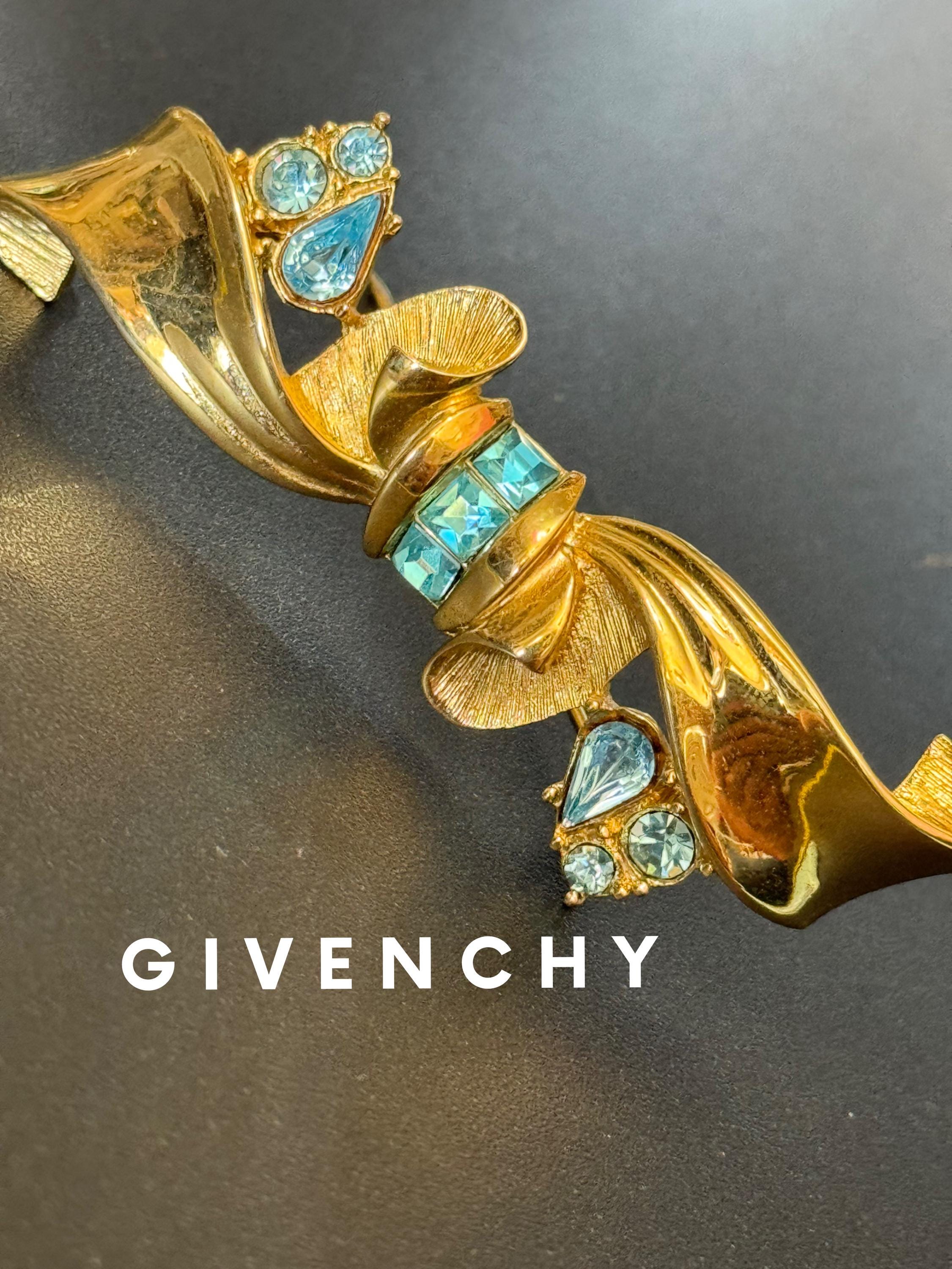 Vintage Signed GIVENCHY Gold plated large classic large designer bow Brooch set with sapphire rhinestones