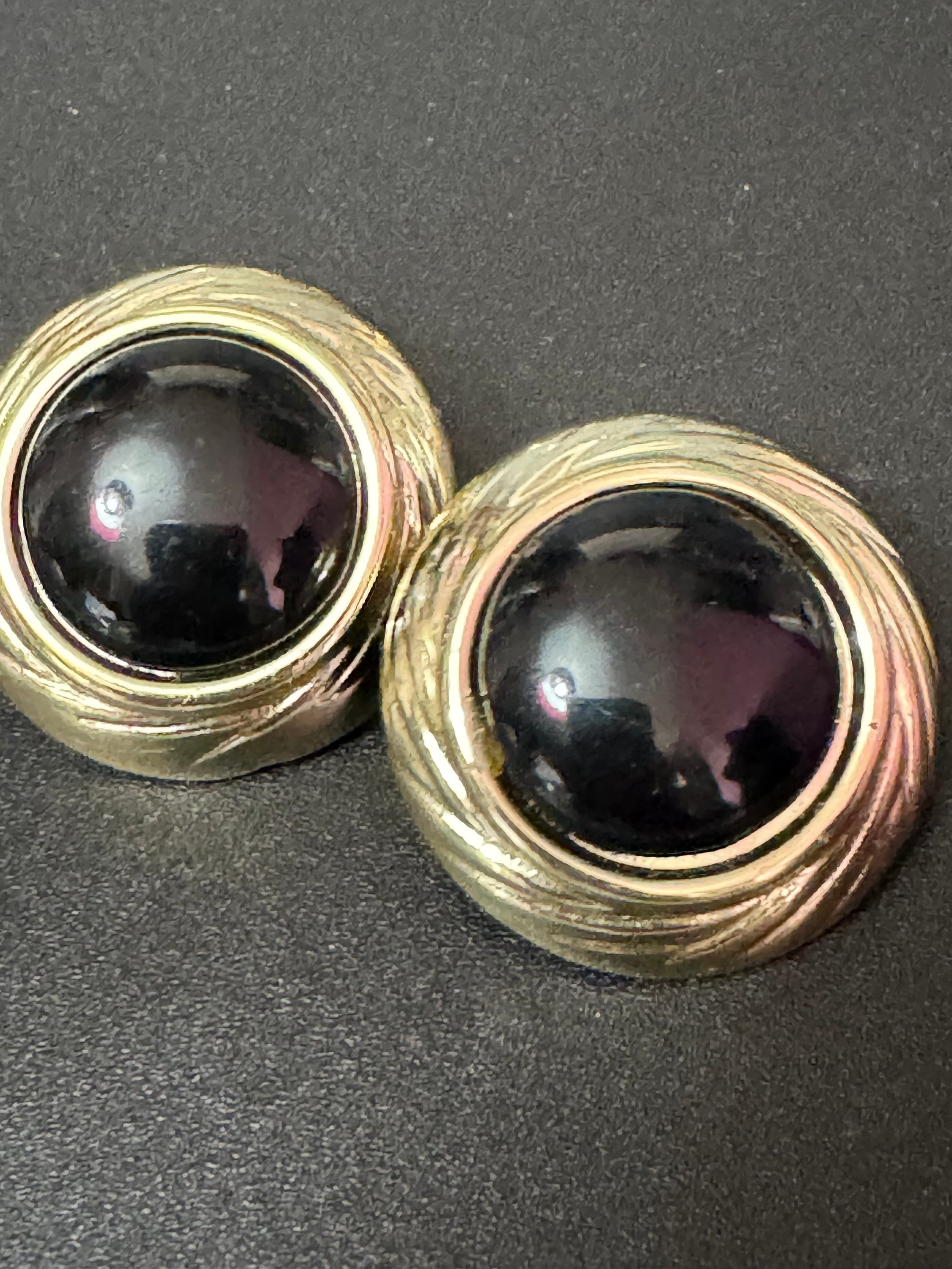 Large 2.5cm round shiny black gold tone plastic domed button clip on stud earrings