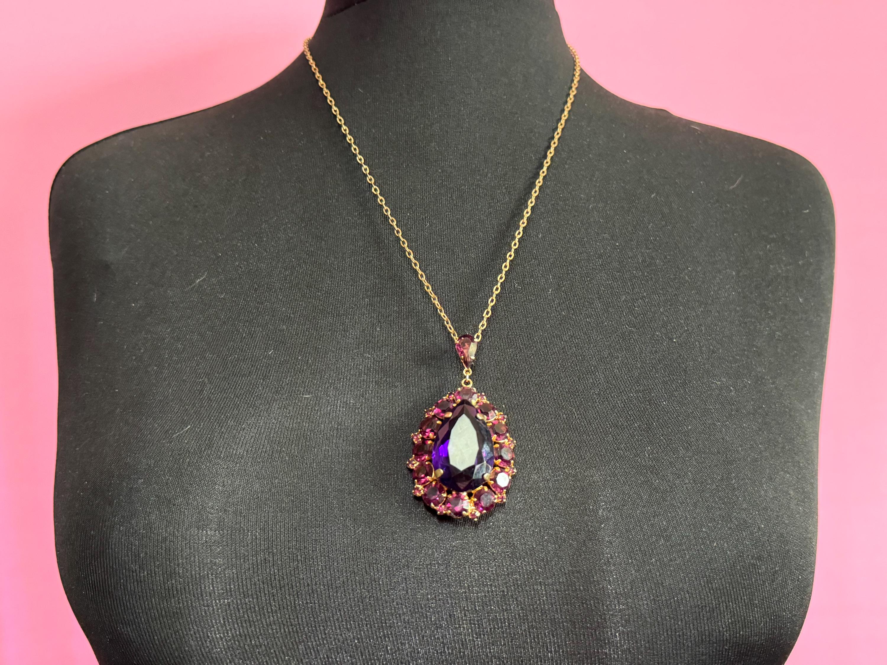 Vintage purple amethyst Glass gold tone metal rhinestone teardrop pendant on 60cm chain Necklace 1960s 1970s  modernist