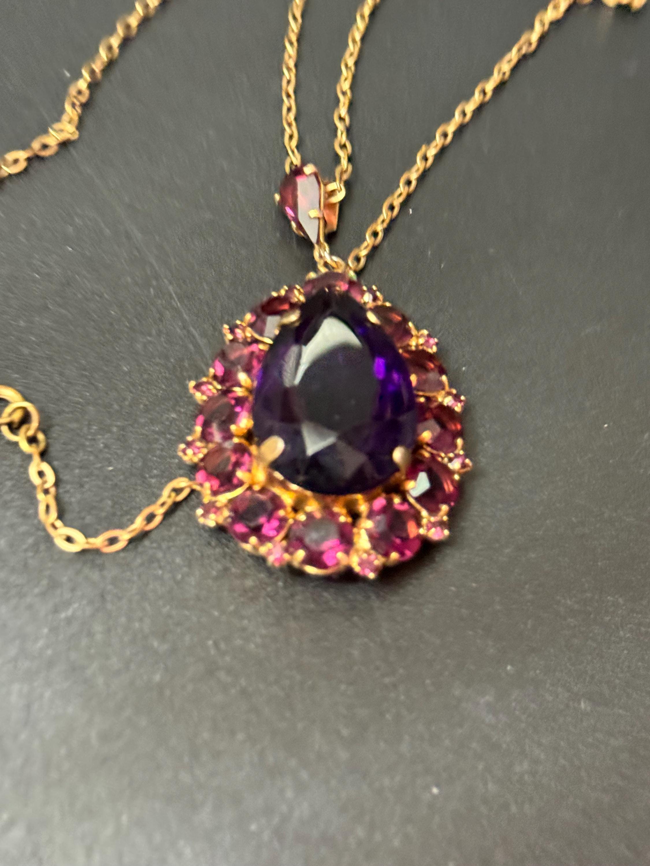 Vintage purple amethyst Glass gold tone metal rhinestone teardrop pendant on 60cm chain Necklace 1960s 1970s  modernist