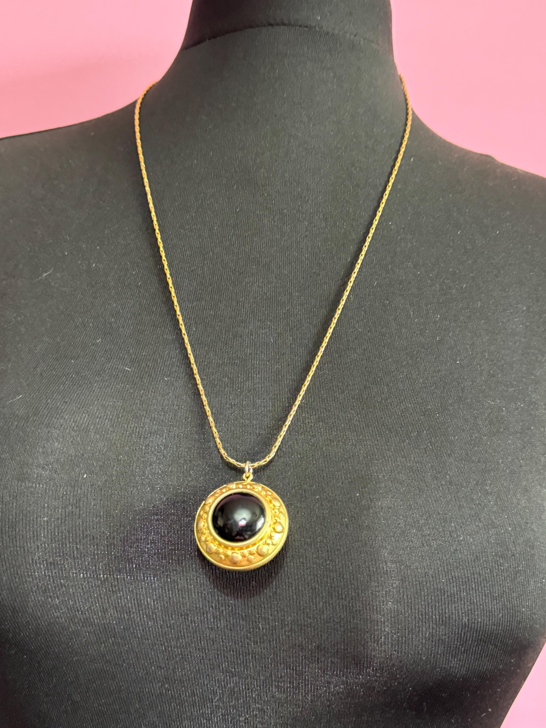 retro Etruscan style Matt yellow gold tone round hollow disc pendant with black central cabochon 70cm Ornate chain