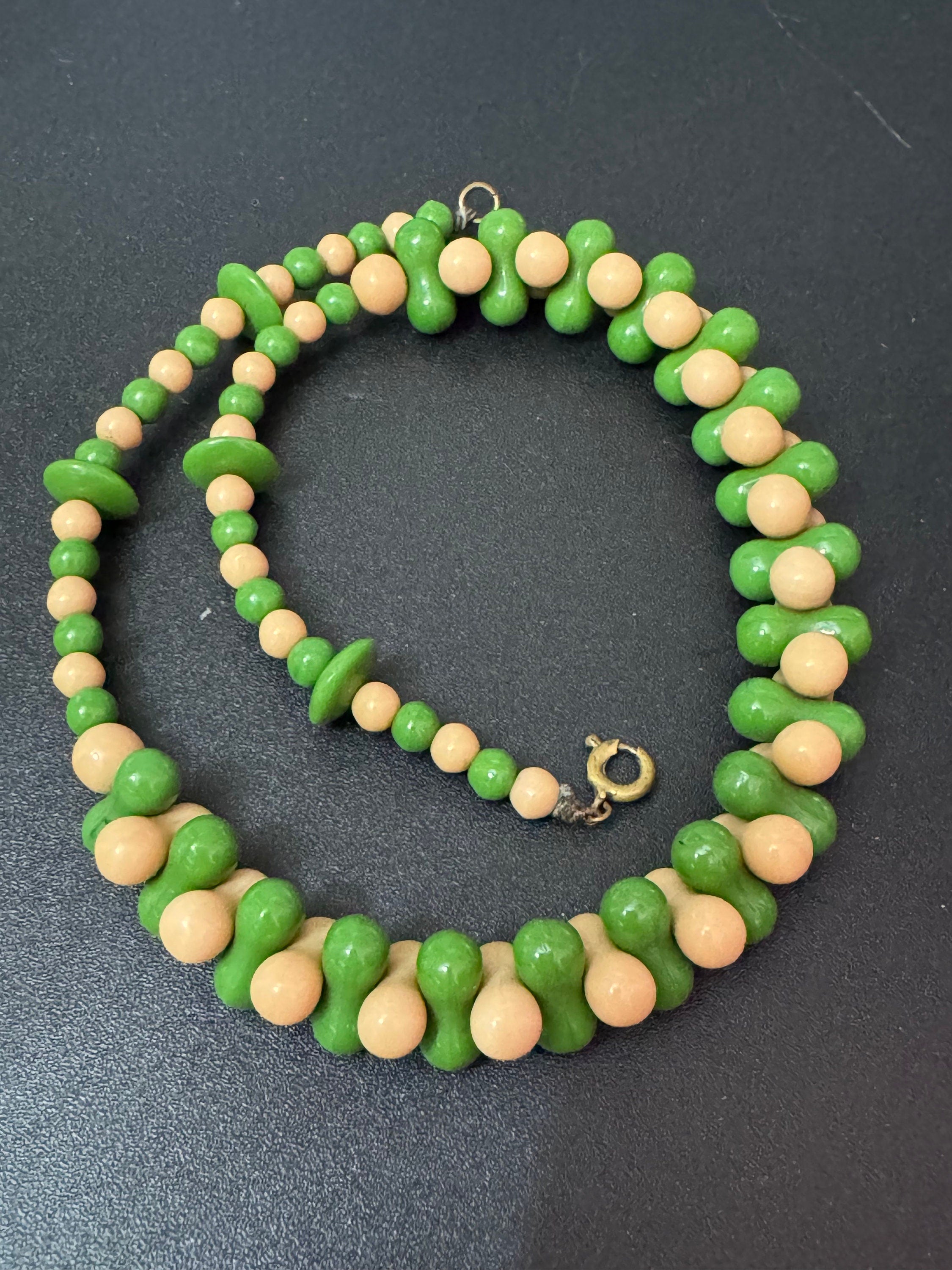 Petite fit Antique beige green Czech glass beaded Art Deco necklace 37cm