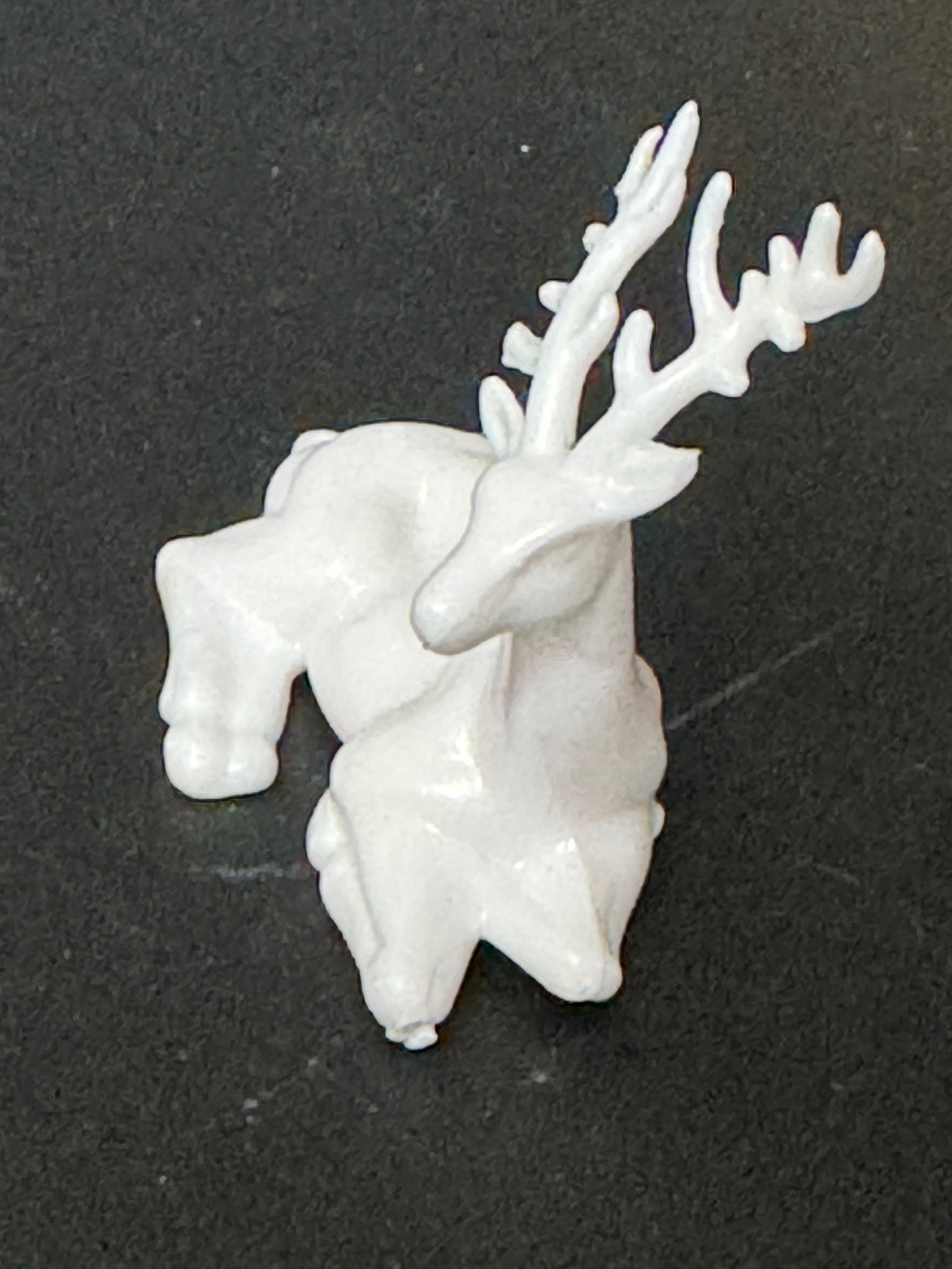 White reindeer cake topper deer stag animal plastic cake topper reusable 4.5cm