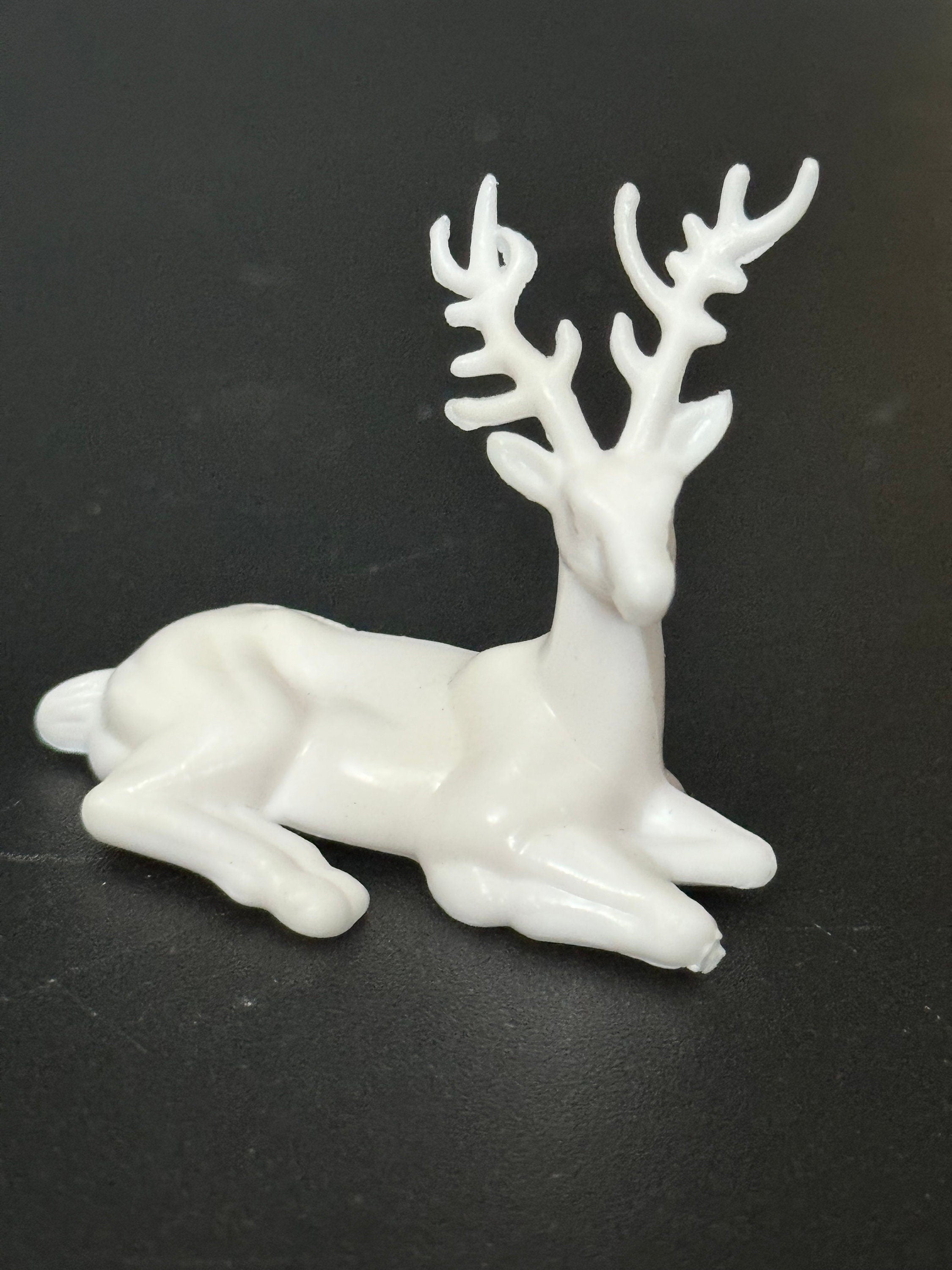 White reindeer cake topper deer stag animal plastic cake topper reusable 4.5cm