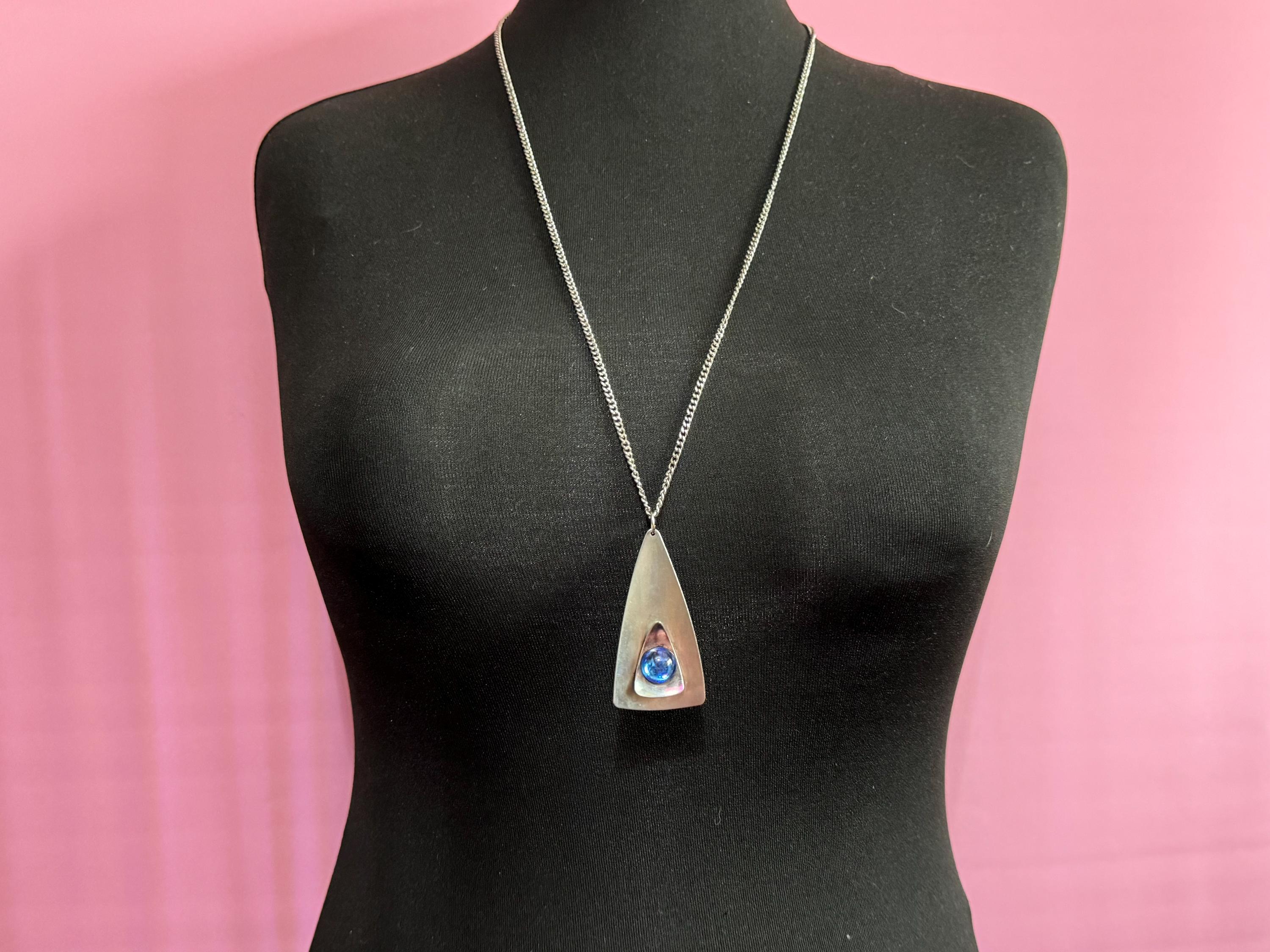 Vintage Modernist silver tone stainless Steel 7cm pendant necklace 80cm central blue glass cabochon Mid Century 1960s 1970s