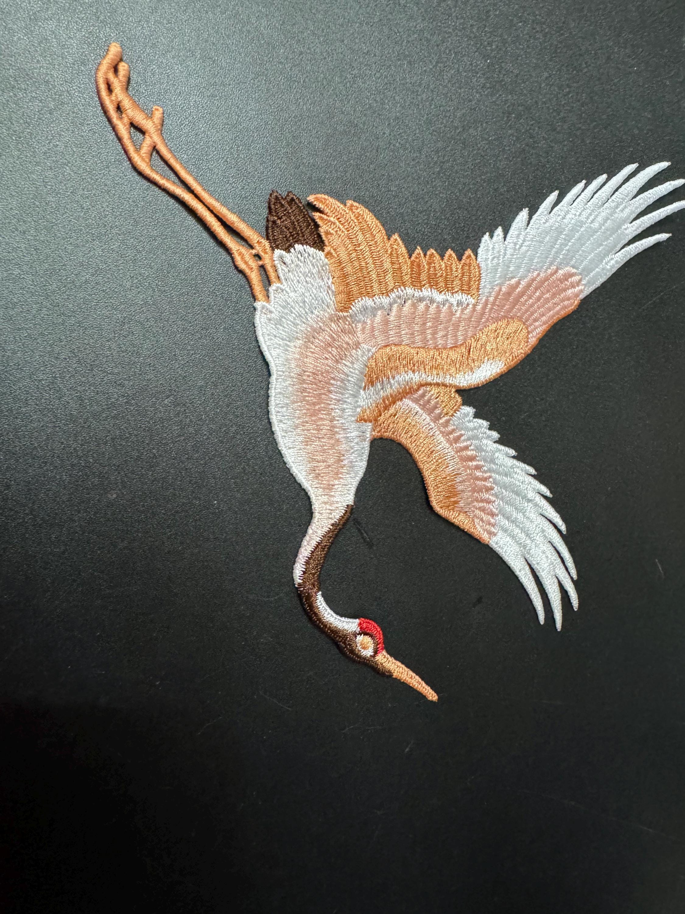 Large Japanese flying crane bird sew on appliqué patch 18cm brown gold