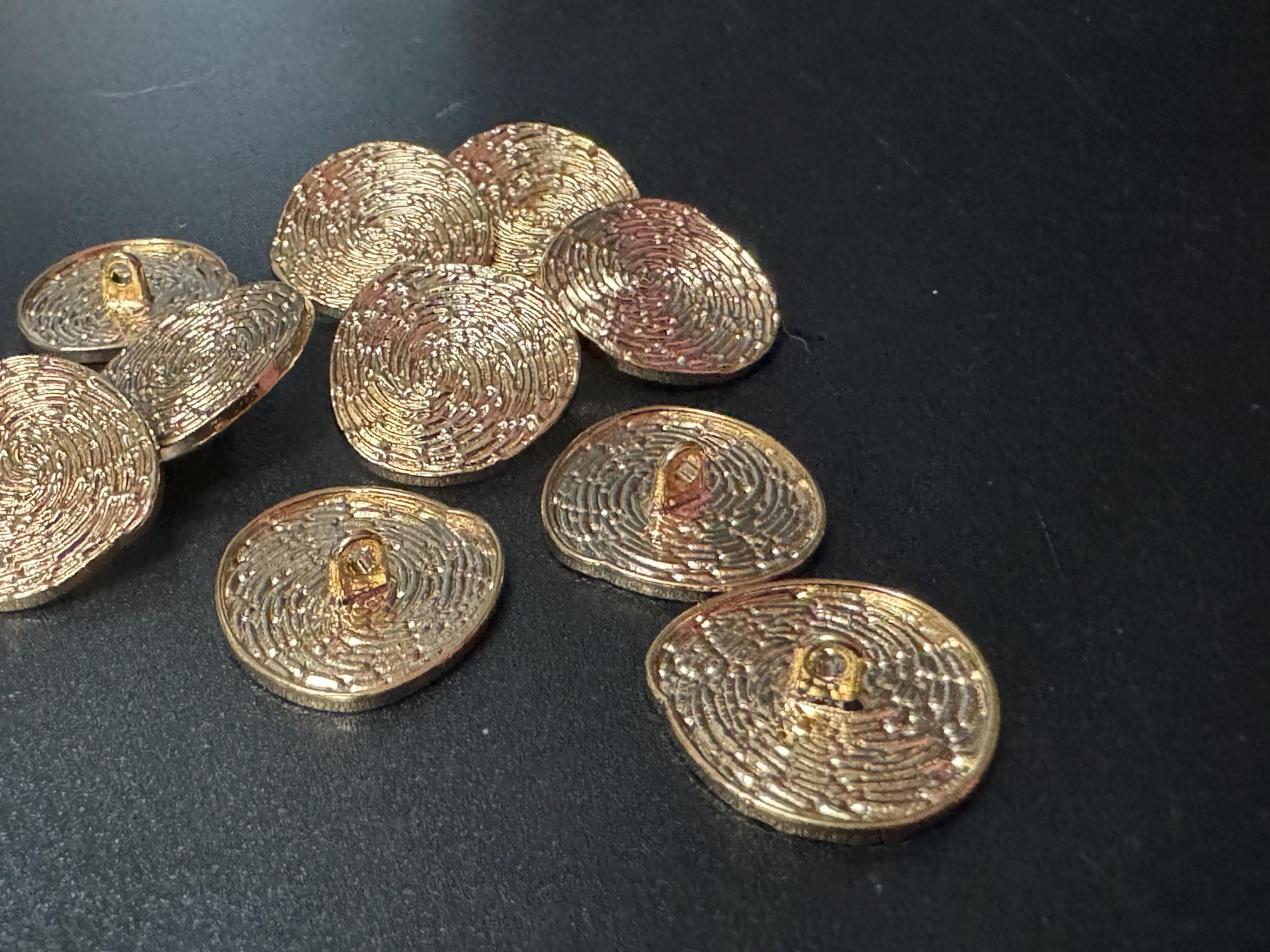 10 x 22mm large textured swirl gold buttons metal shank