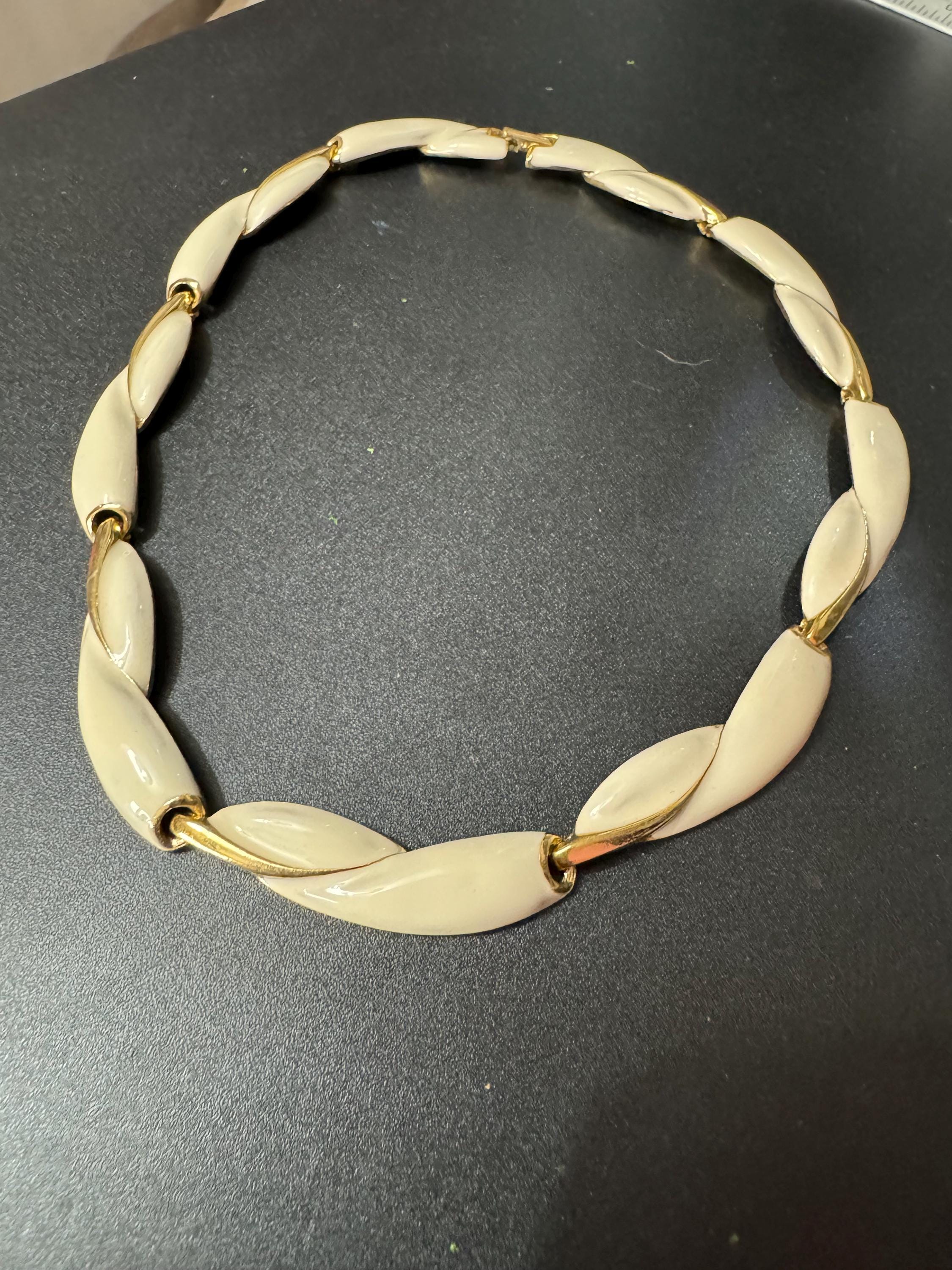 Vintage heavy gold tone and cream enamel panel link choker necklace 42cm