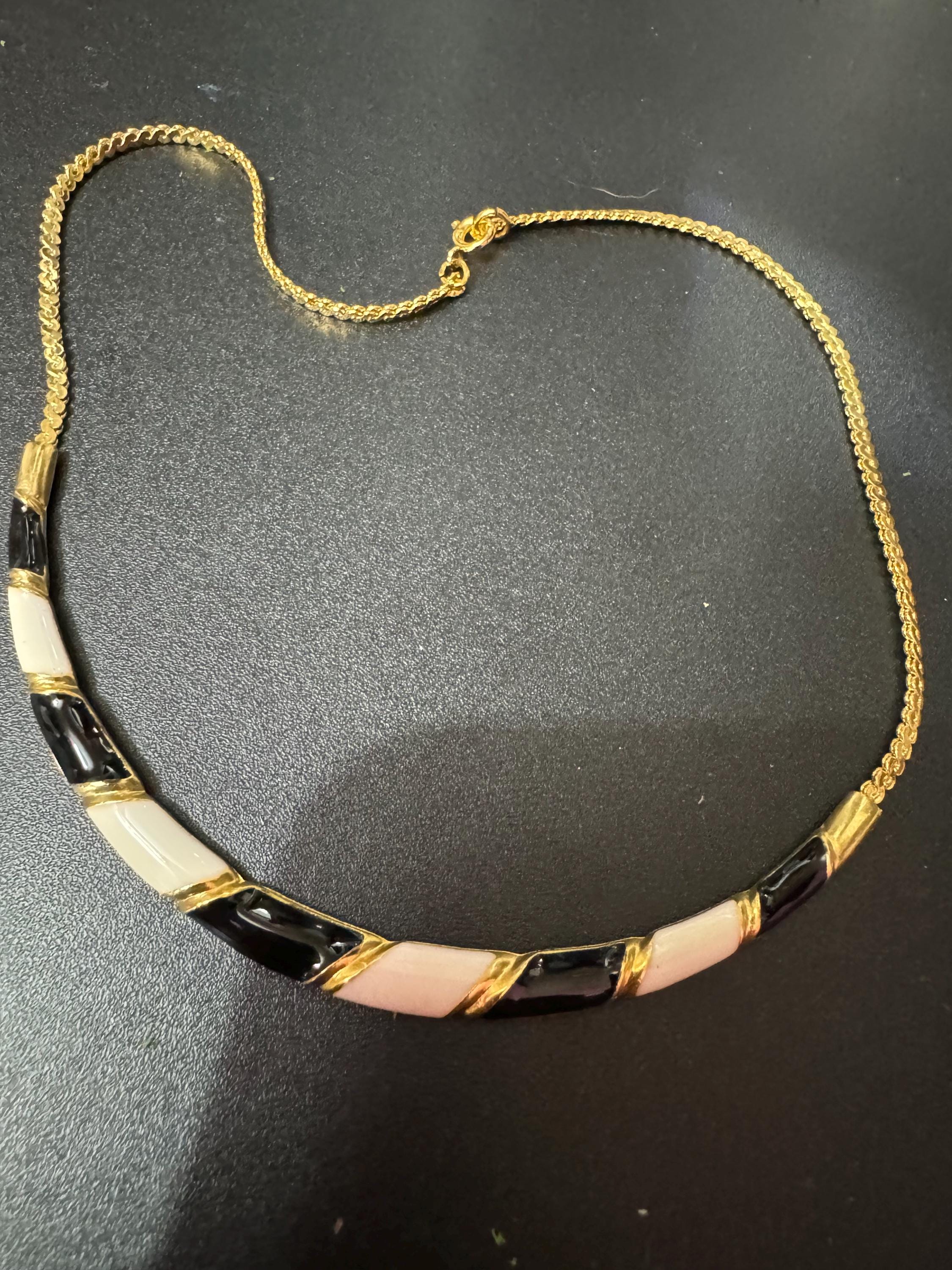 Petite slim neck Vintage gold tone black and cream enamel choker necklace 38.5cm serpentine chain